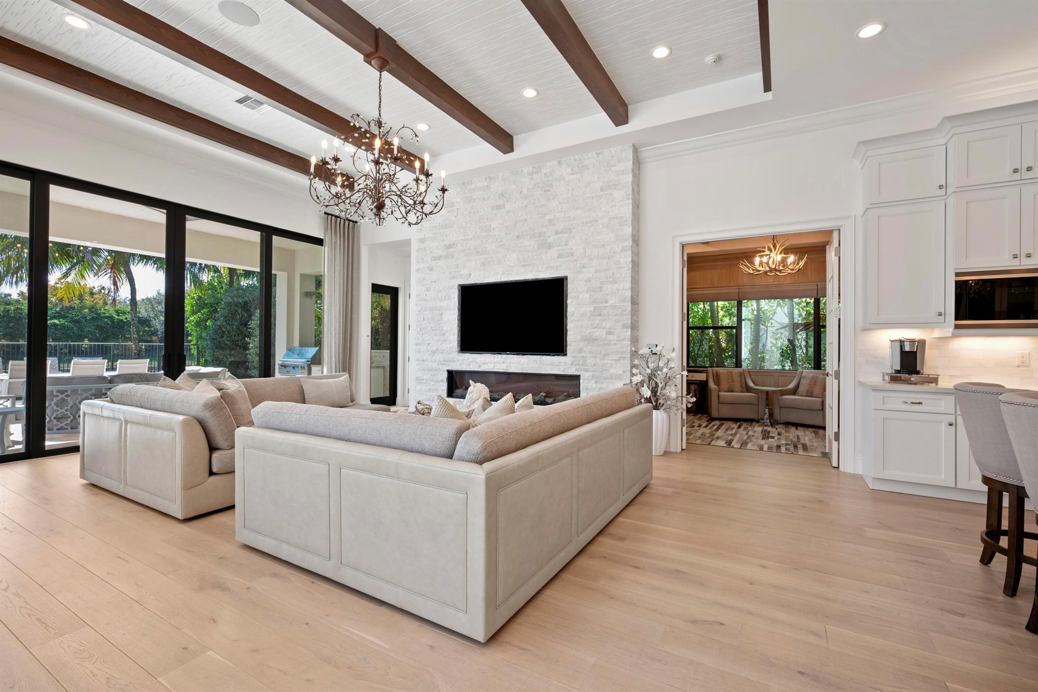 SEVEN BRIDGES - Residential