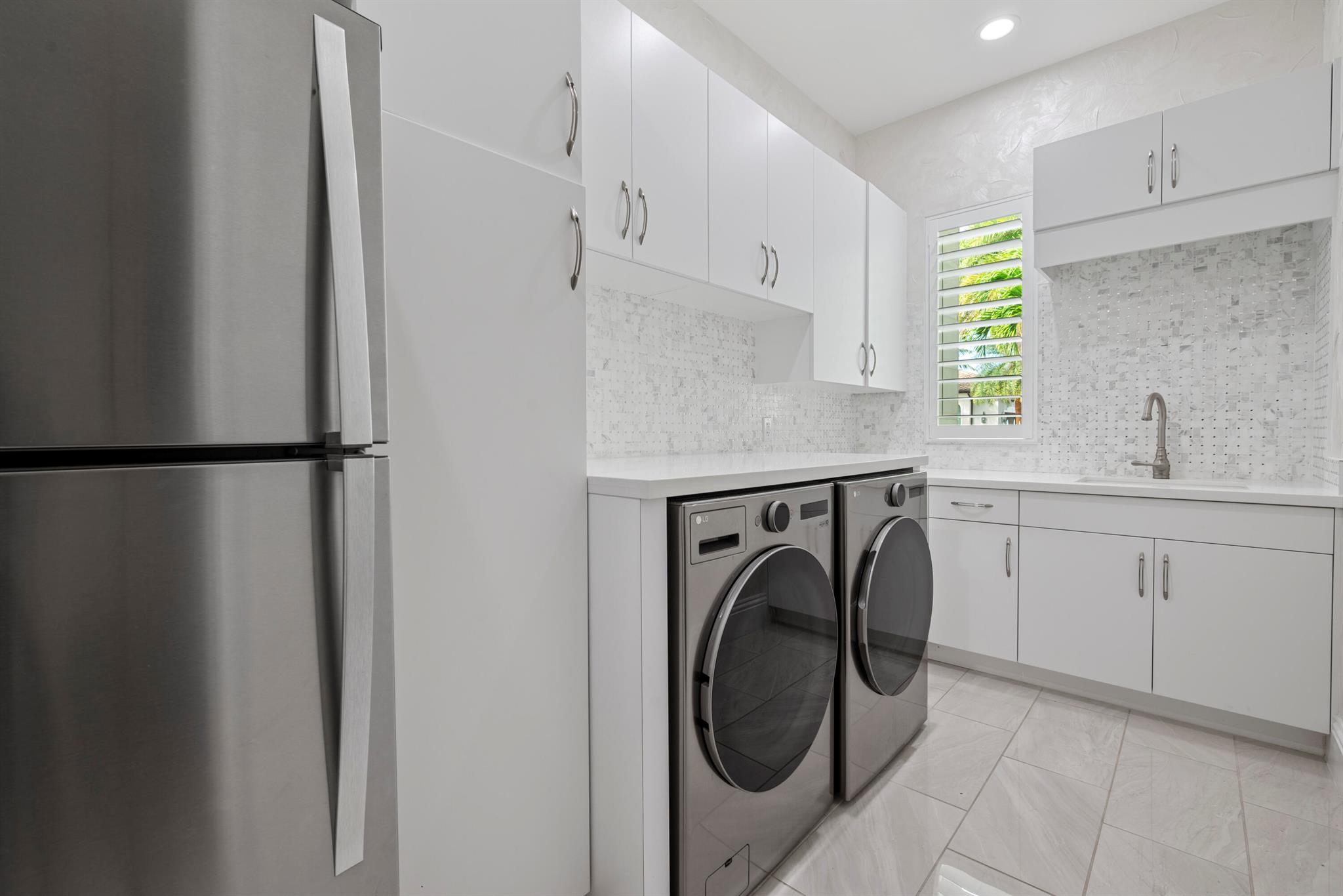 SEVEN BRIDGES - Residential