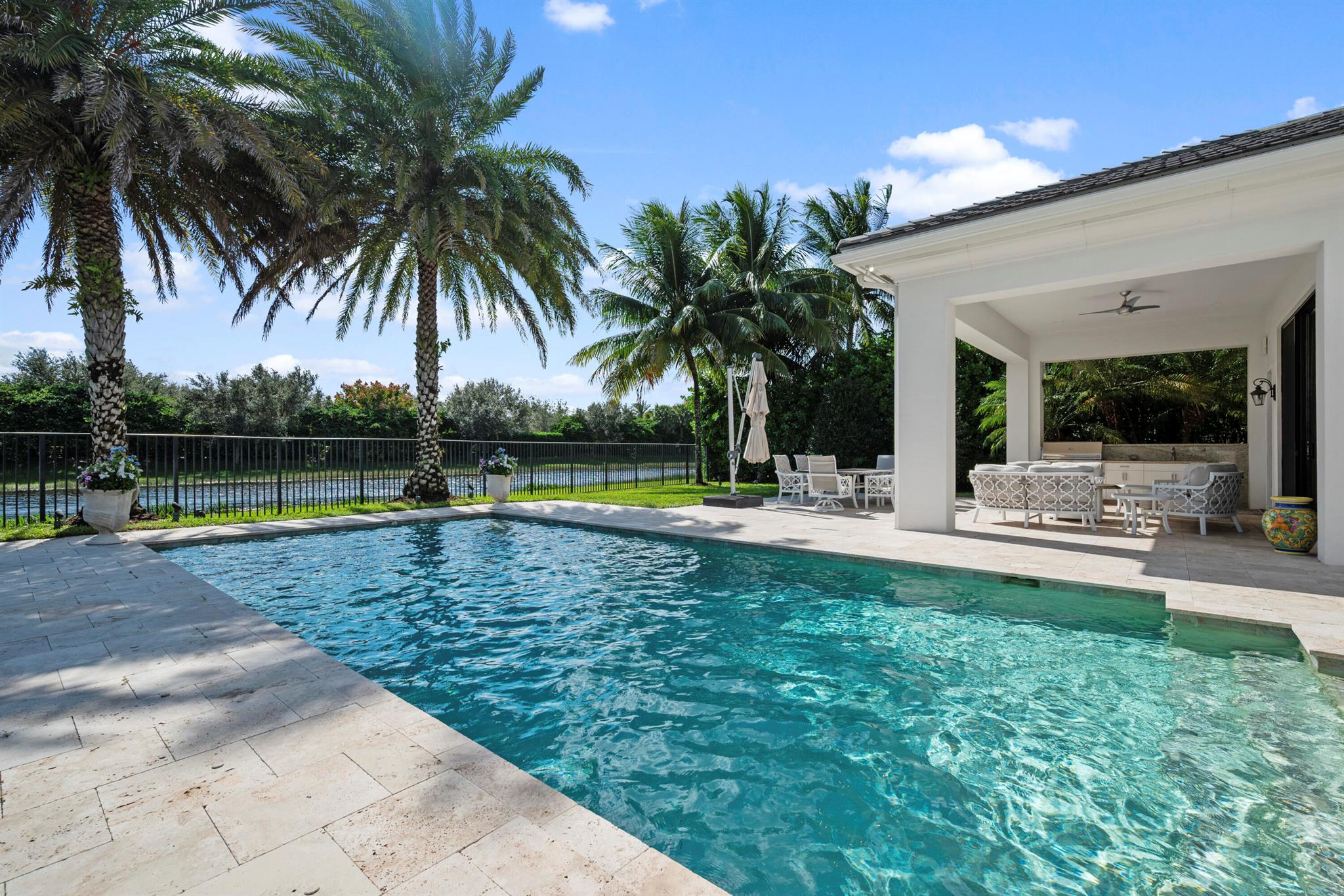 SEVEN BRIDGES - Residential