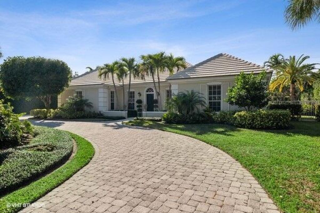 Photo of 11385 Lost Tree Way, North Palm Beach, FL 33408 (MLS # R10763894)