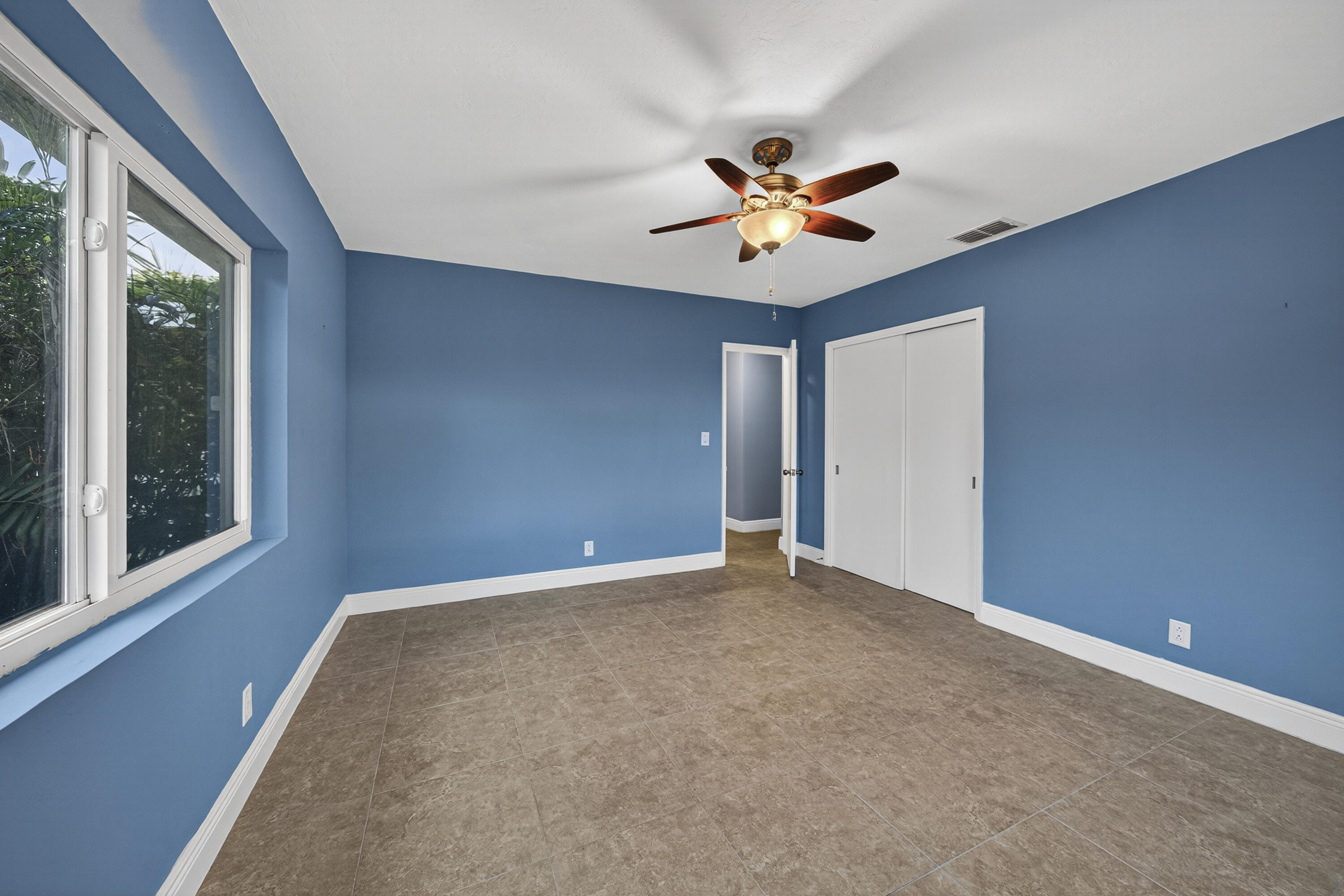 PALM RIDGE - Residential Lease