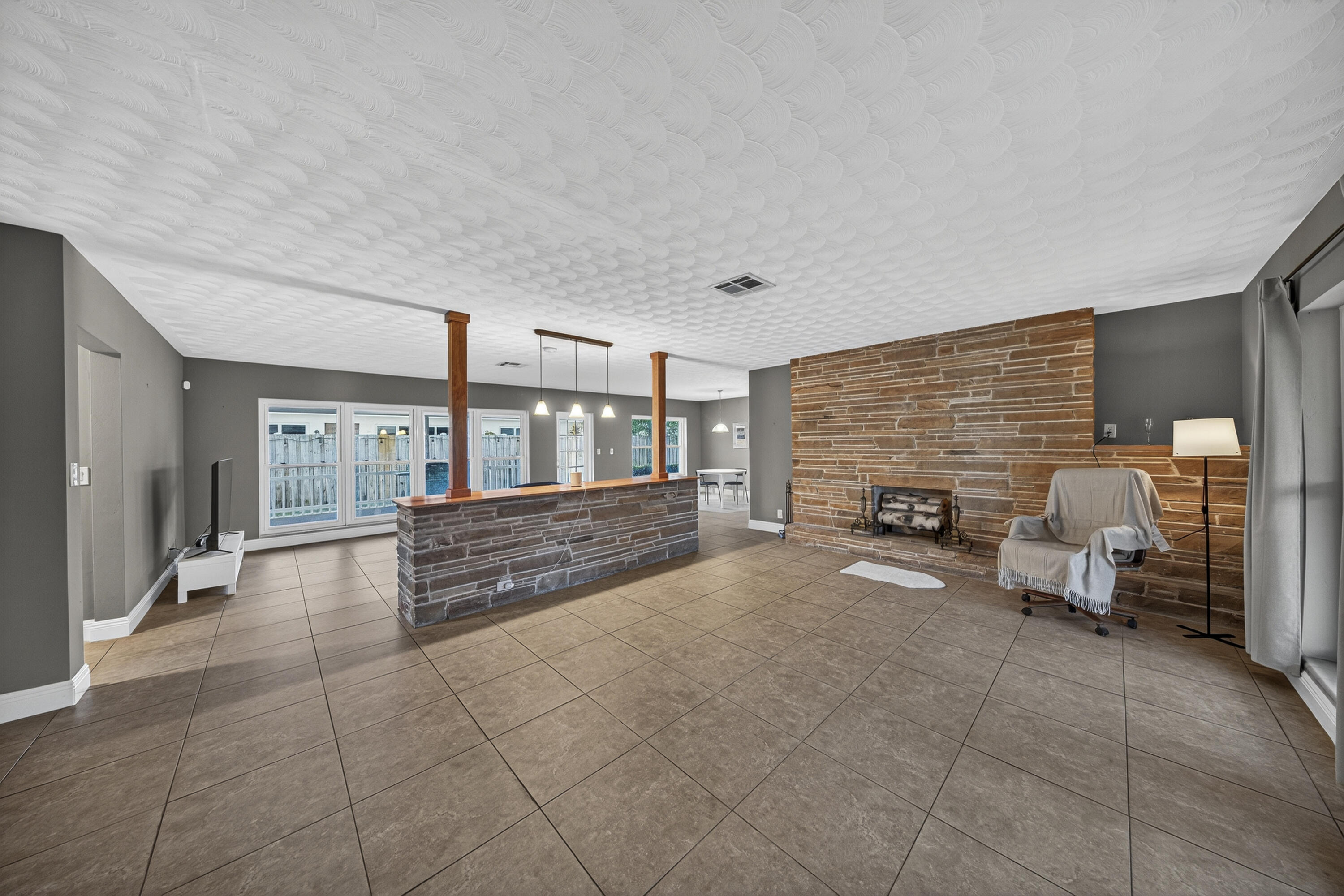 PALM RIDGE - Residential Lease