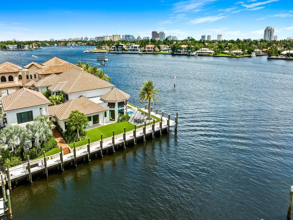 Lauderdale Harbors - Residential