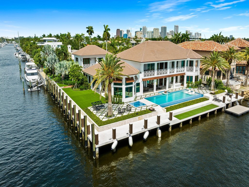 Lauderdale Harbors - Residential