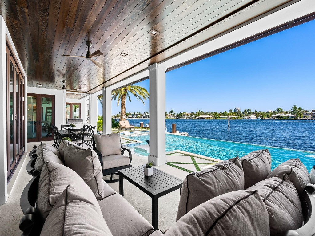 Lauderdale Harbors - Residential