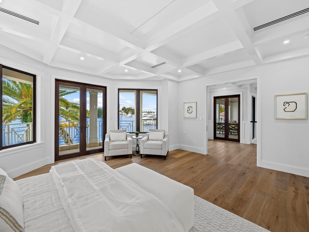 Lauderdale Harbors - Residential