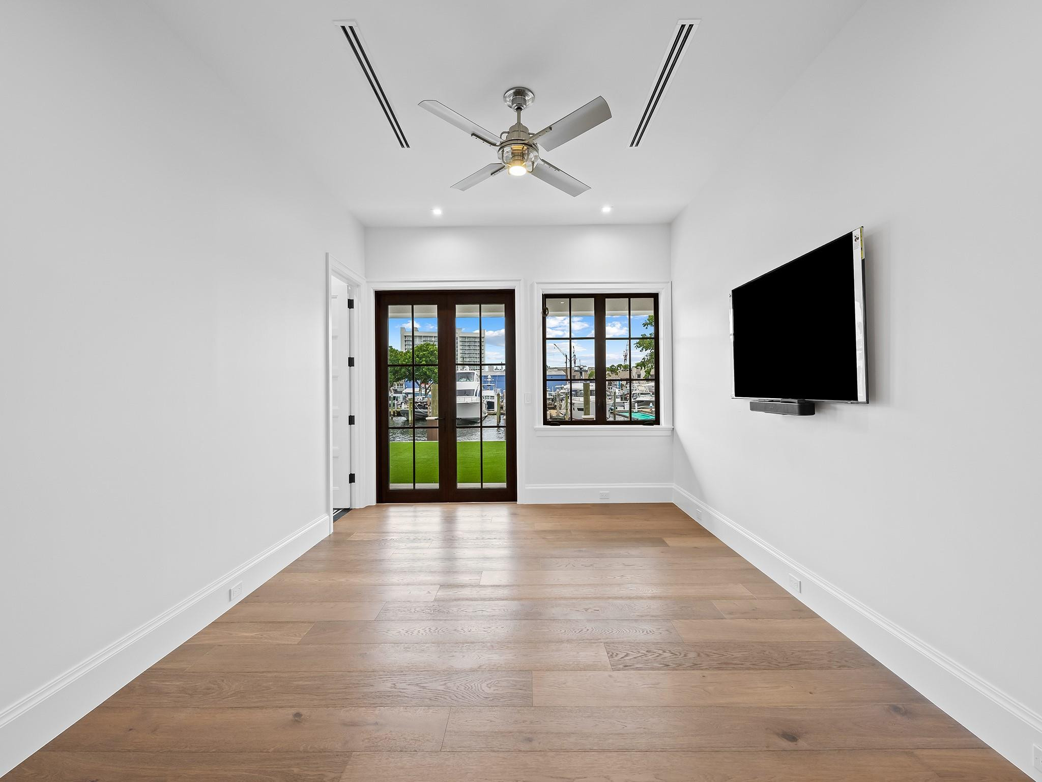 Lauderdale Harbors - Residential