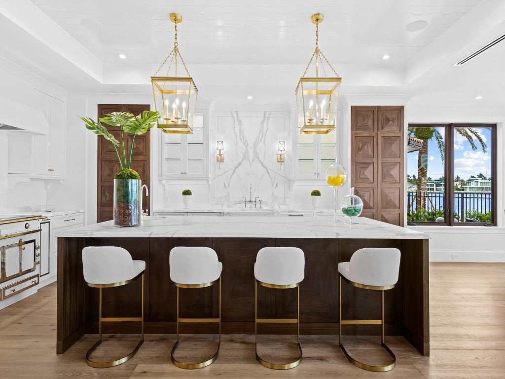 Lauderdale Harbors - Residential