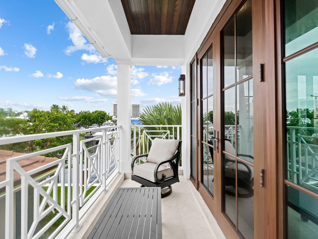 Lauderdale Harbors - Residential