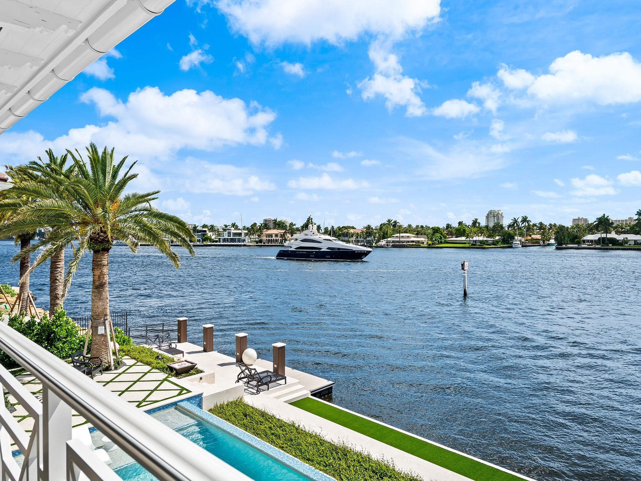 Lauderdale Harbors - Residential