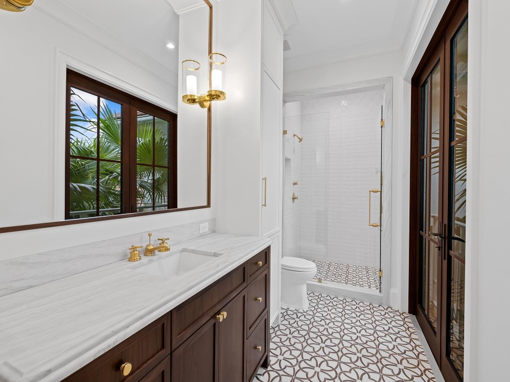 Lauderdale Harbors - Residential