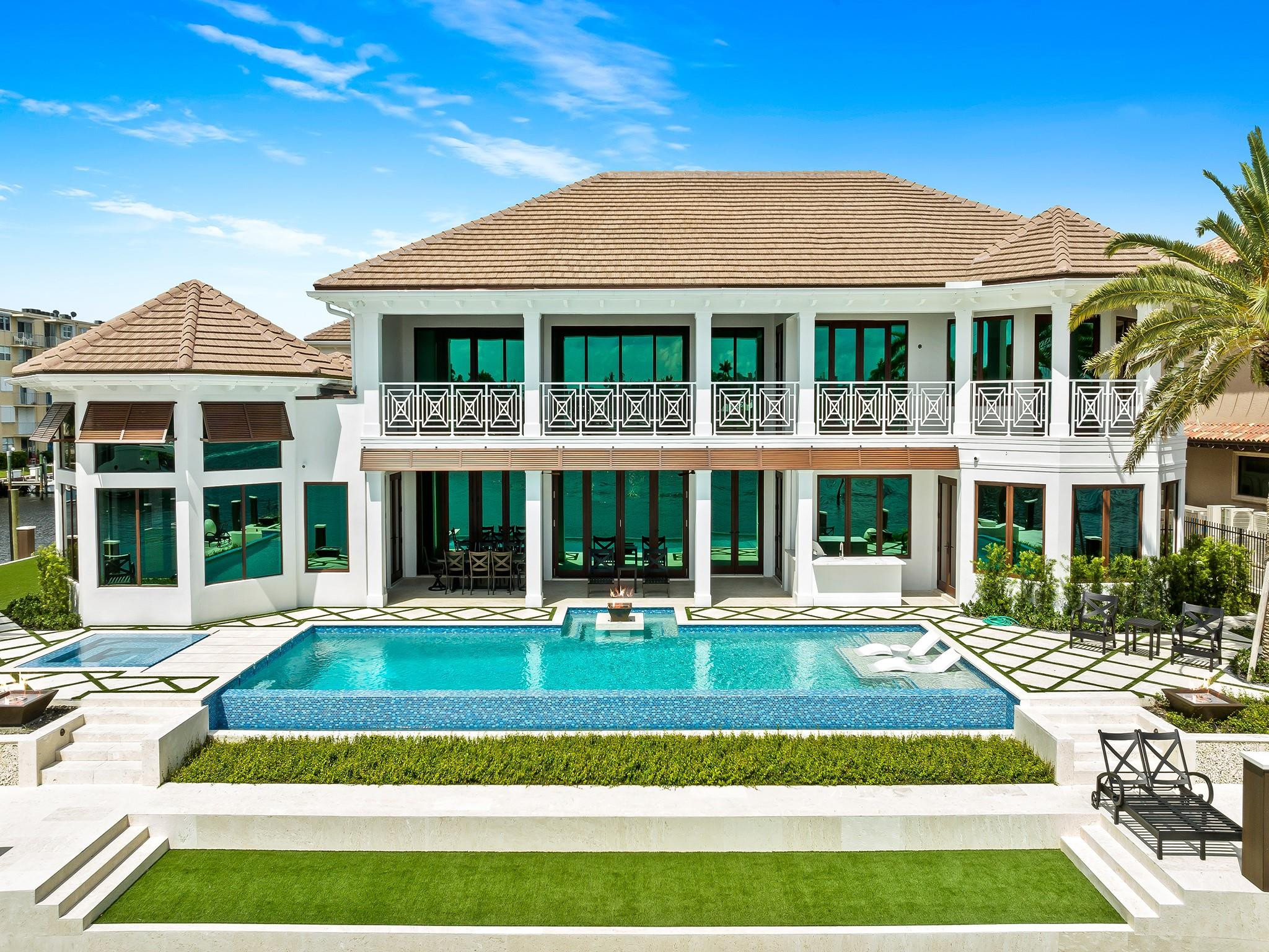 Lauderdale Harbors - Residential