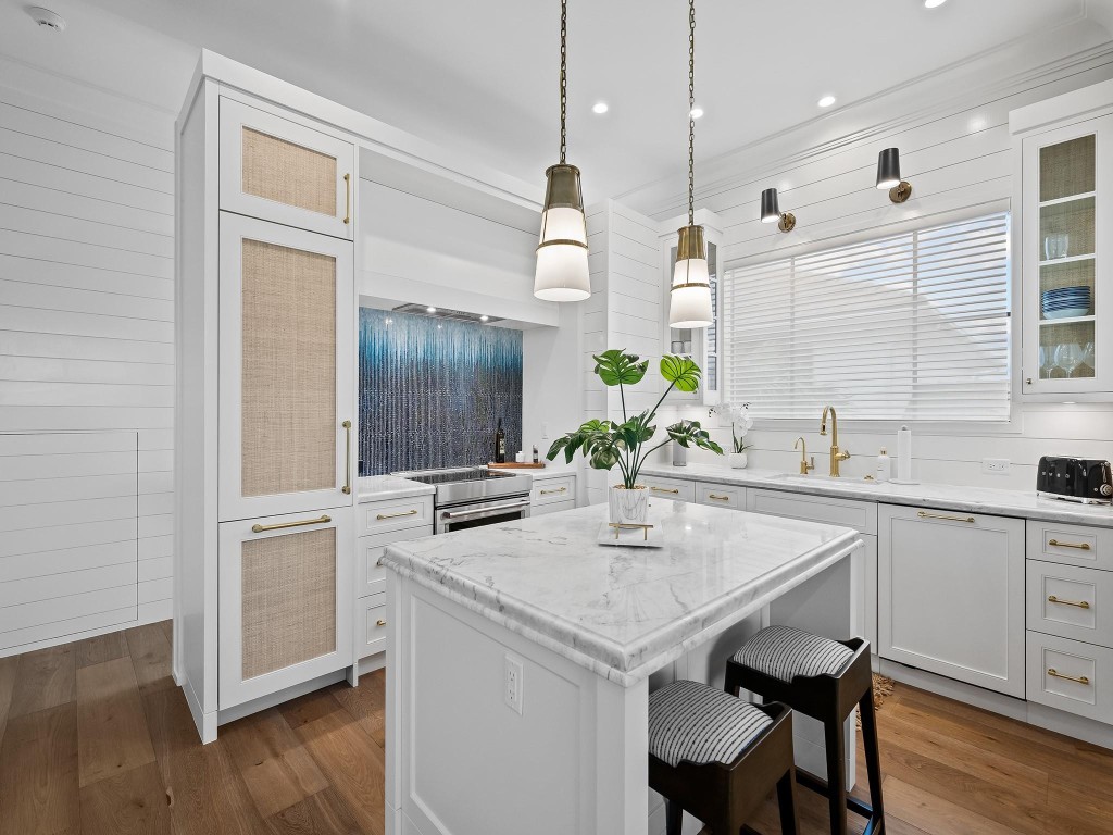 Lauderdale Harbors - Residential