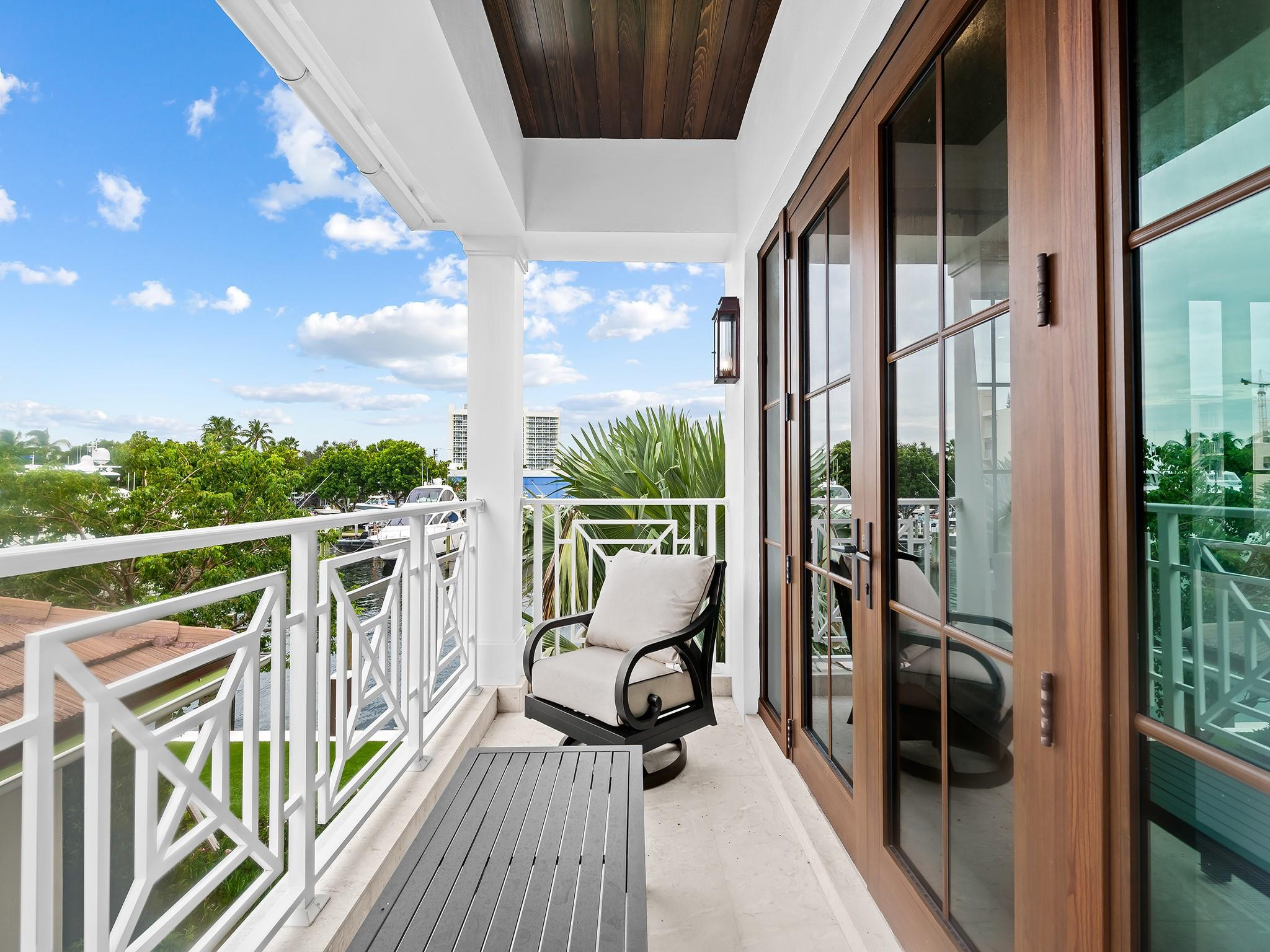 Lauderdale Harbors - Residential