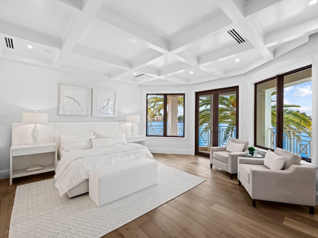 Lauderdale Harbors - Residential