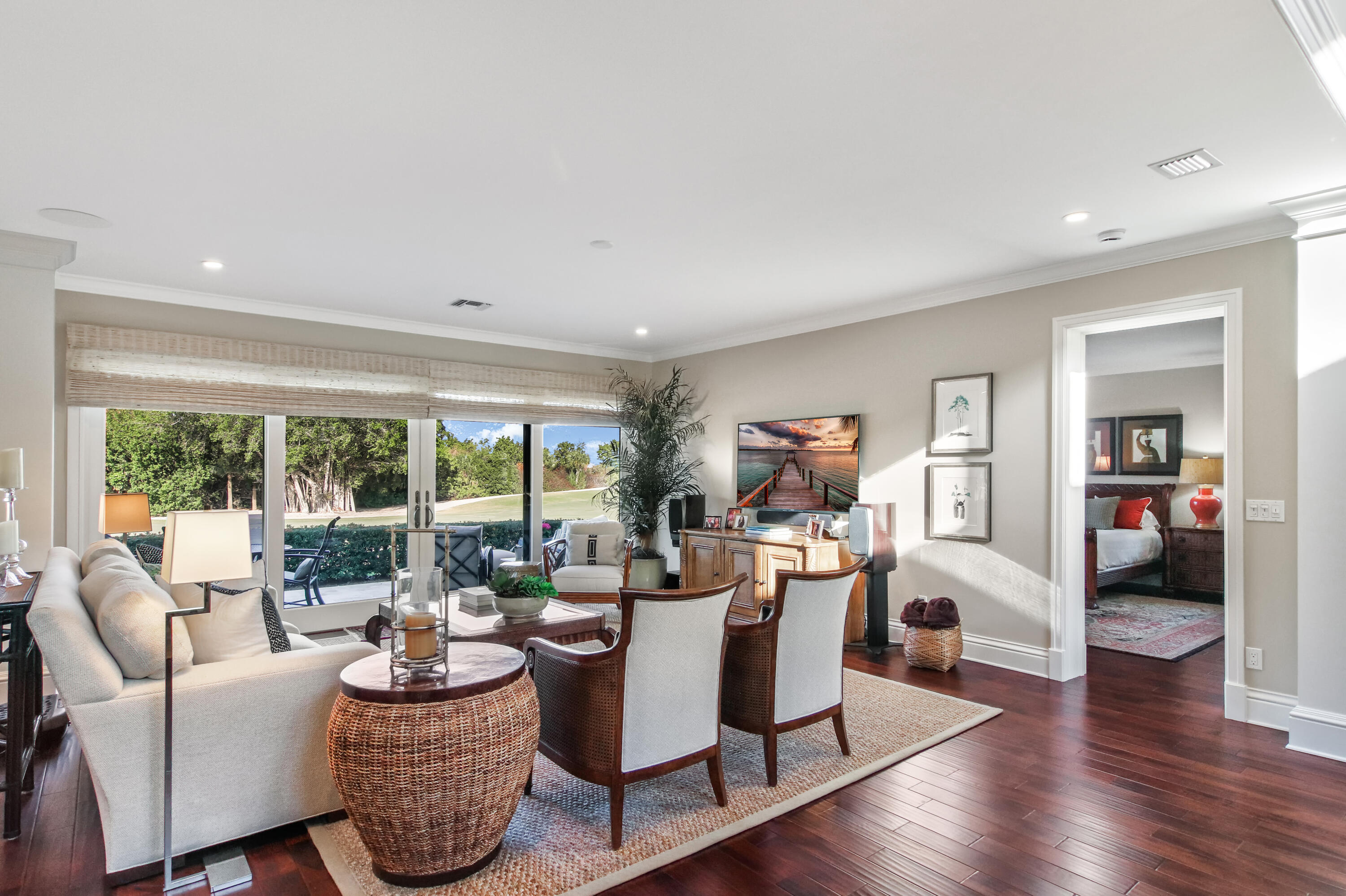 Jupiter Hills - Residential