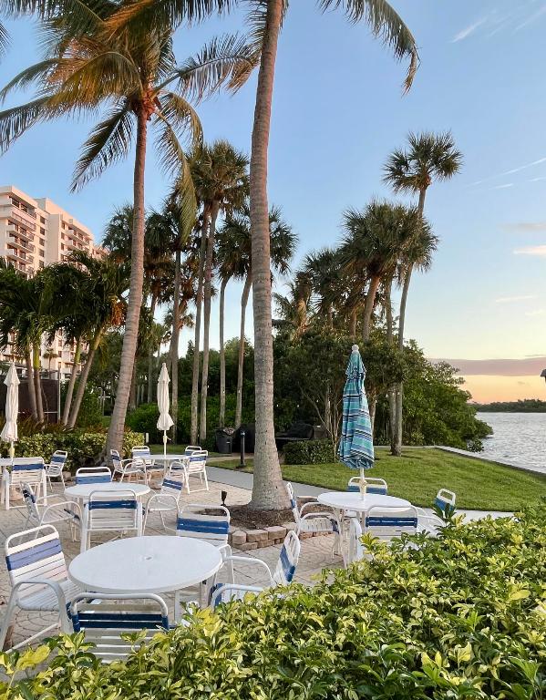 2001 N Ocean Boulevard 301