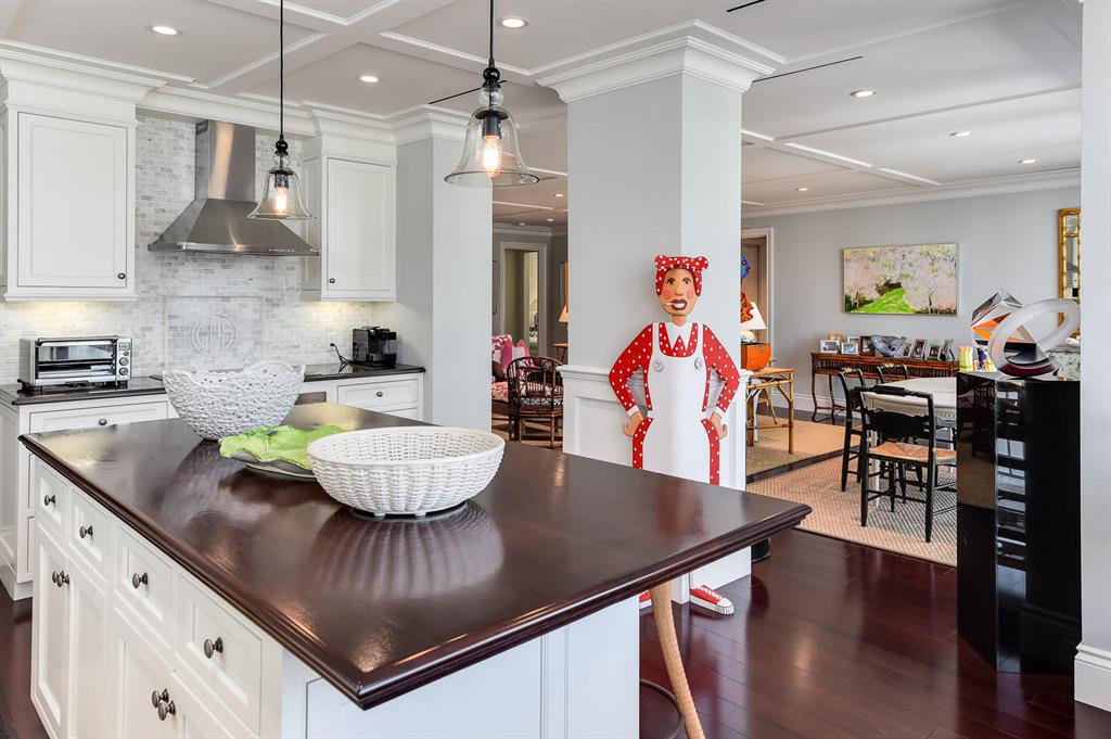 ONE ROYAL PALM WAY CONDO - Residential