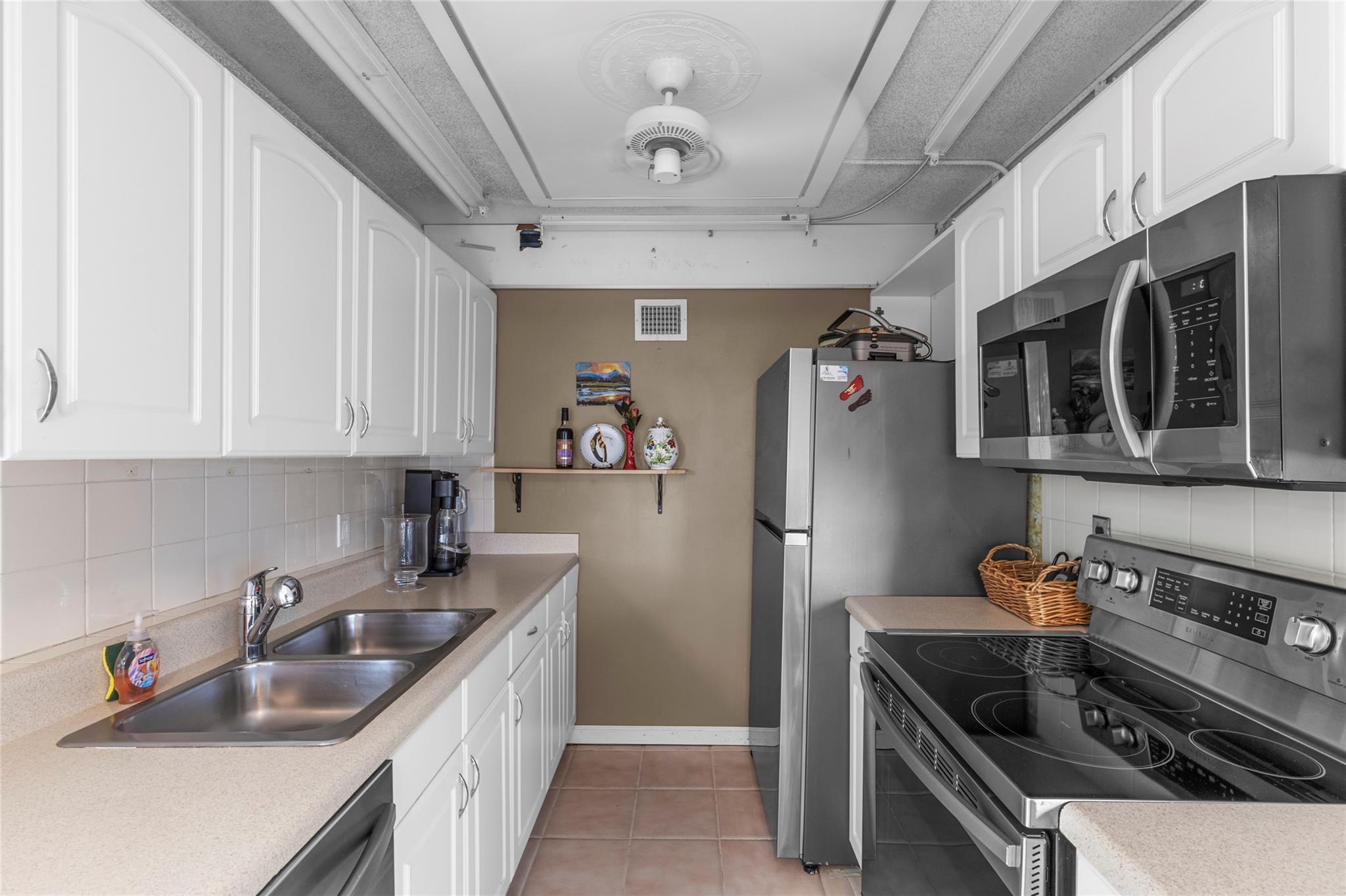 CENTURY VILLAGE EAST - Residential