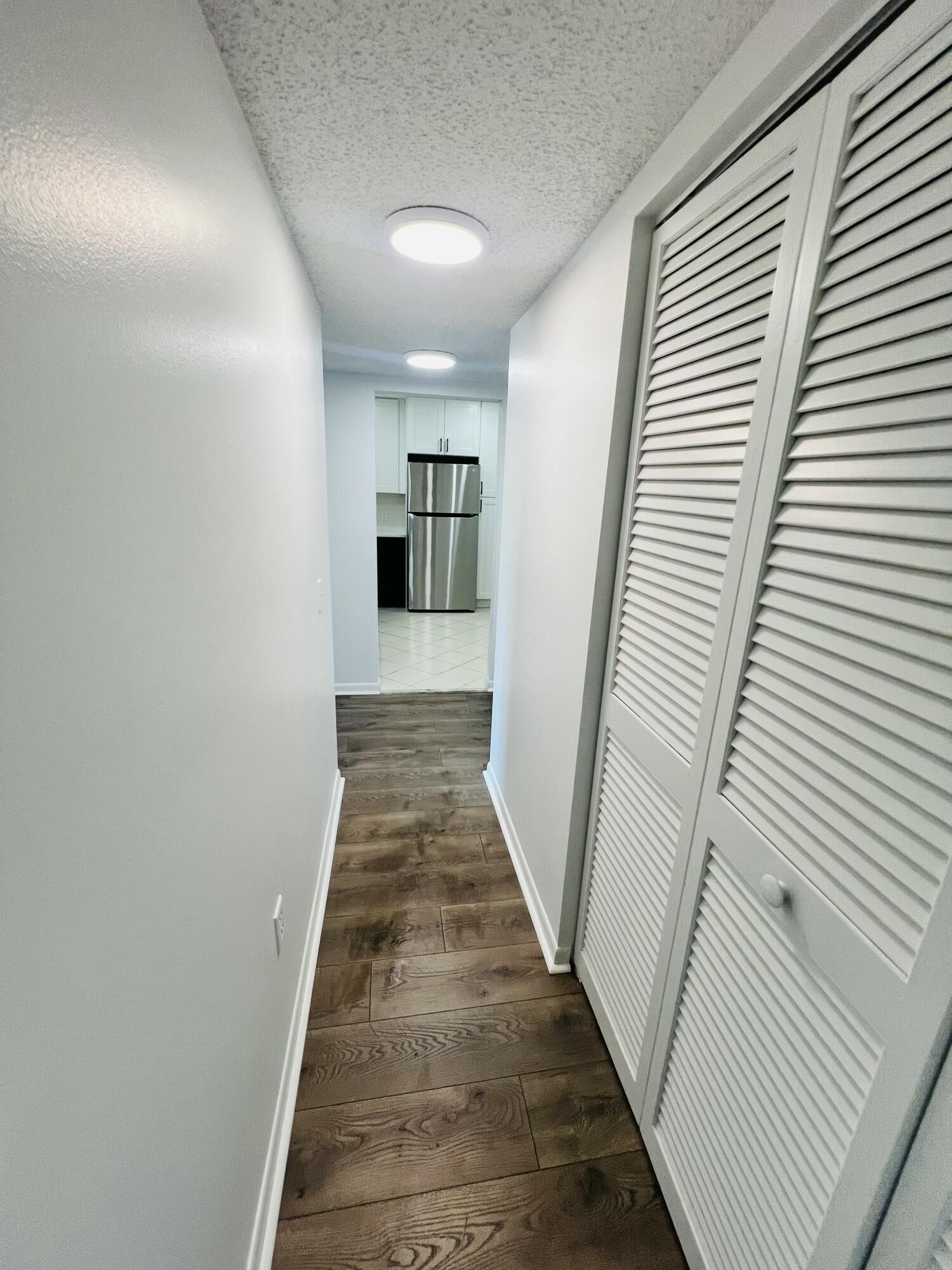 FOUNTAINS OF PALM BEACH CONDO 9 - Residential Lease