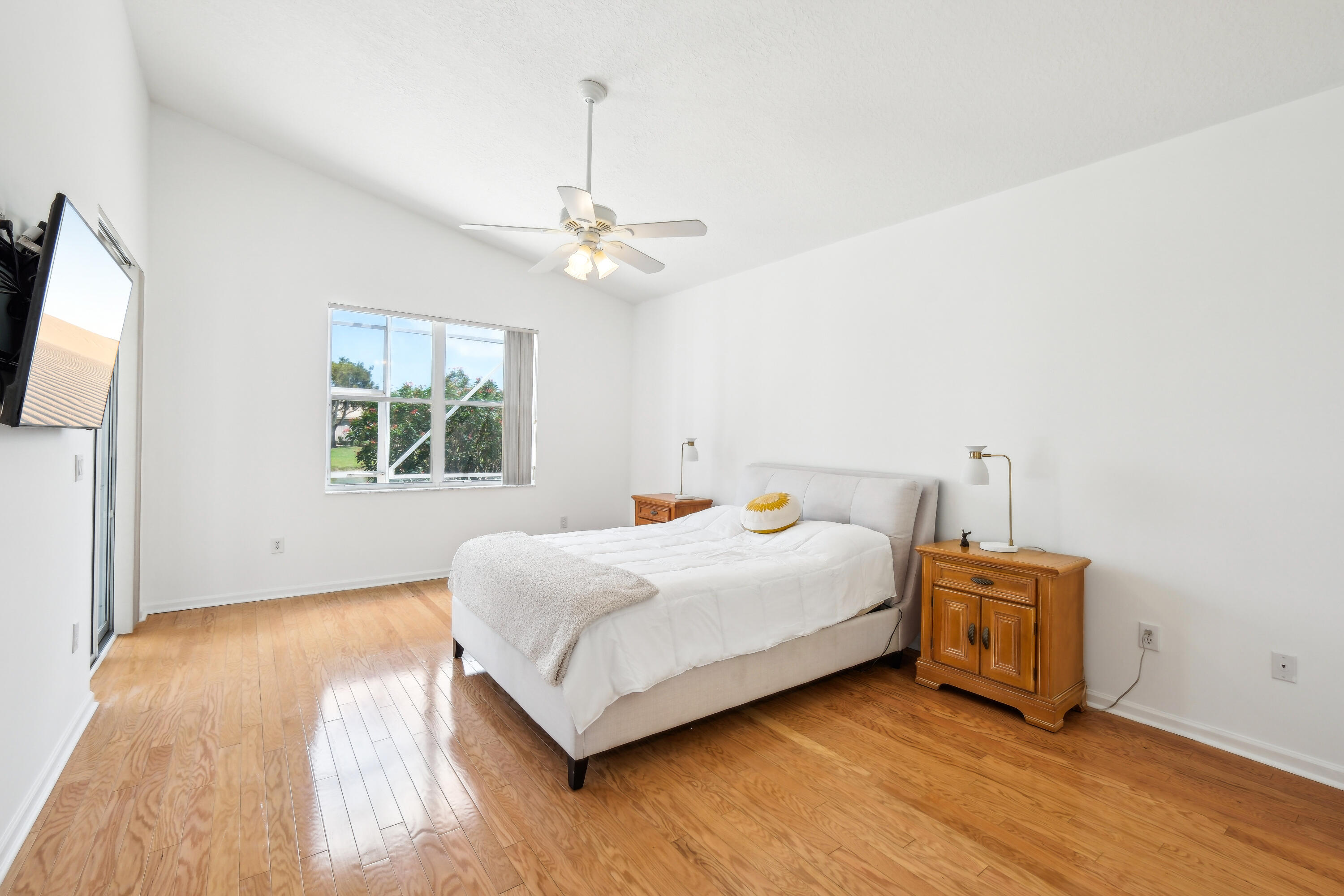 ENCLAVE AT WESTCHESTER - Residential