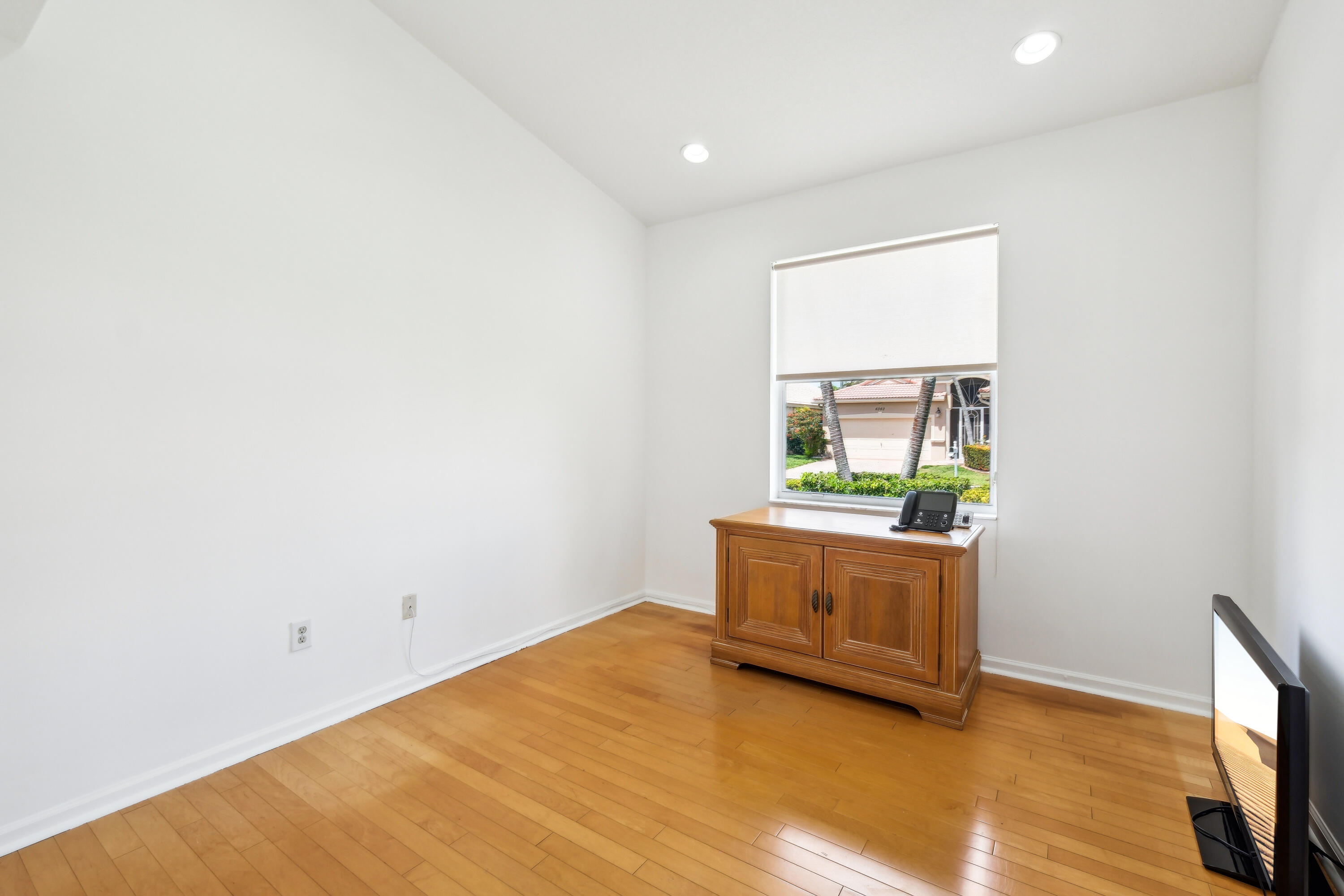 ENCLAVE AT WESTCHESTER - Residential