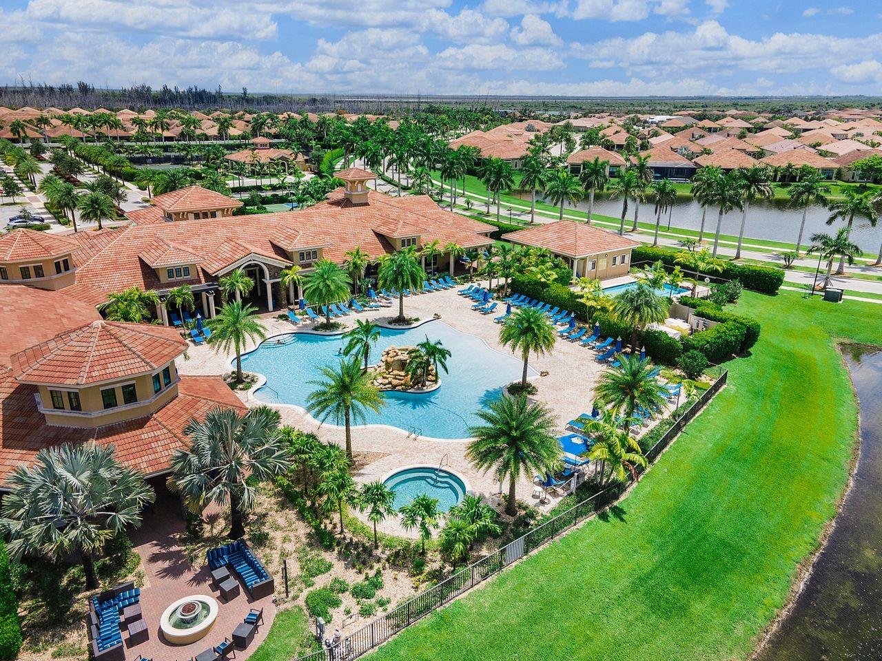 FOUR SEASONS - Residential