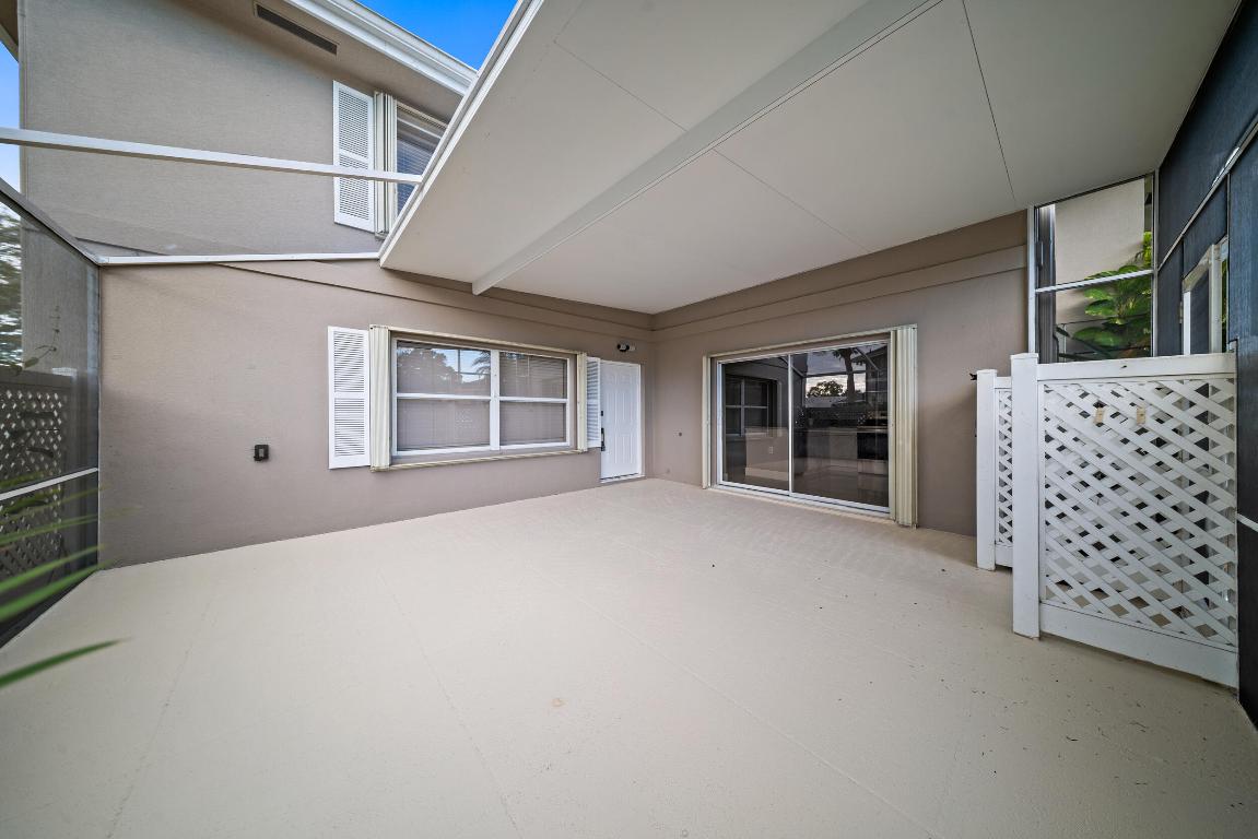 3389 SW Sunset Trace Circle