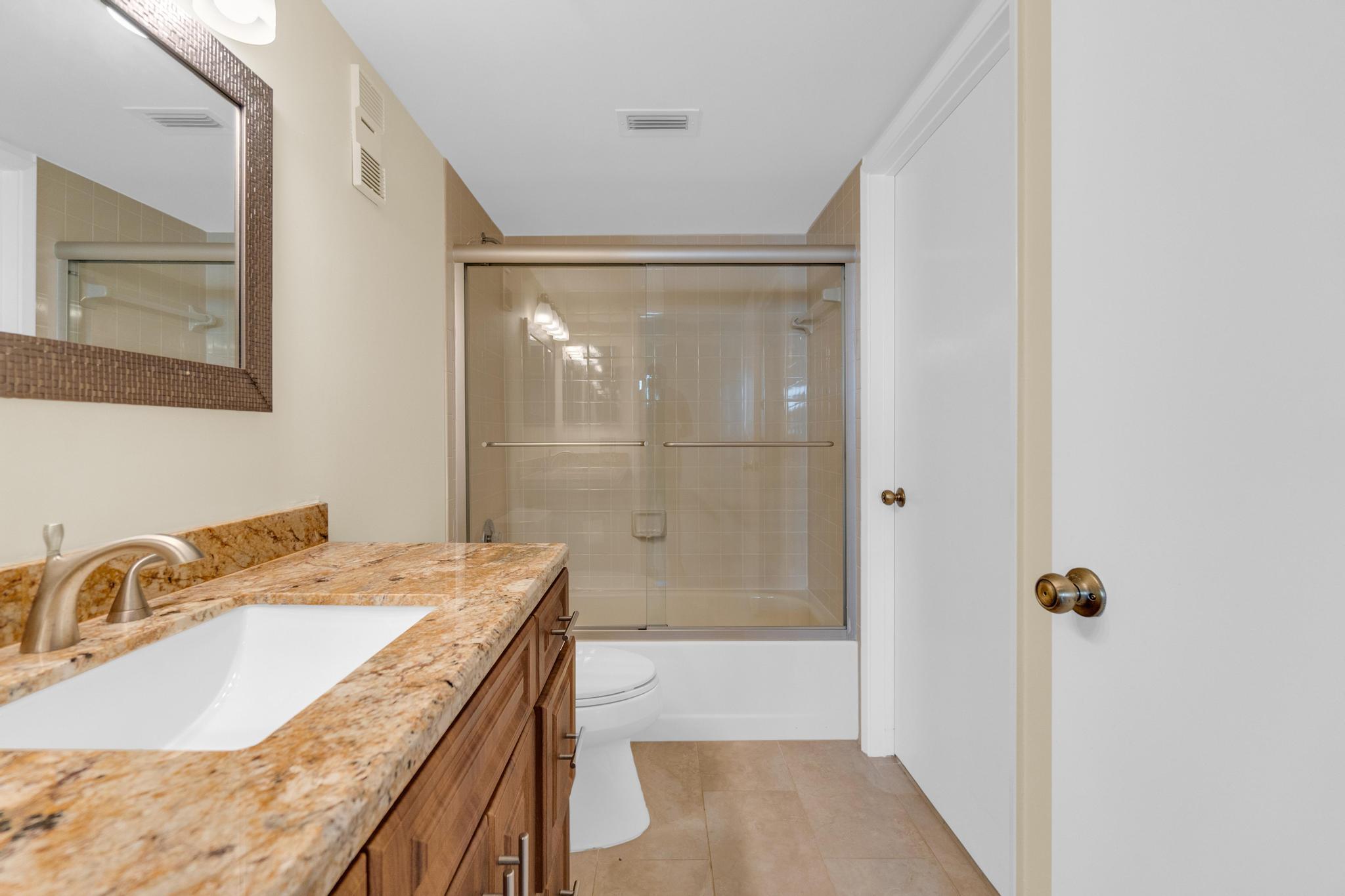HUNTINGTON LAKES SEC FIVE - Residential