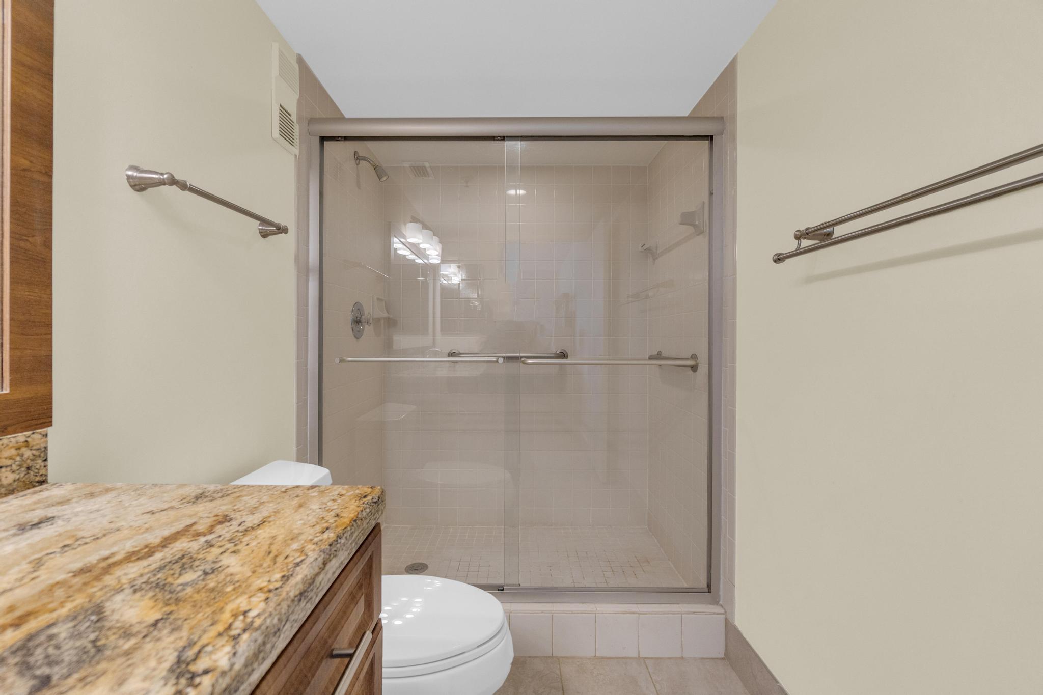 HUNTINGTON LAKES SEC FIVE - Residential