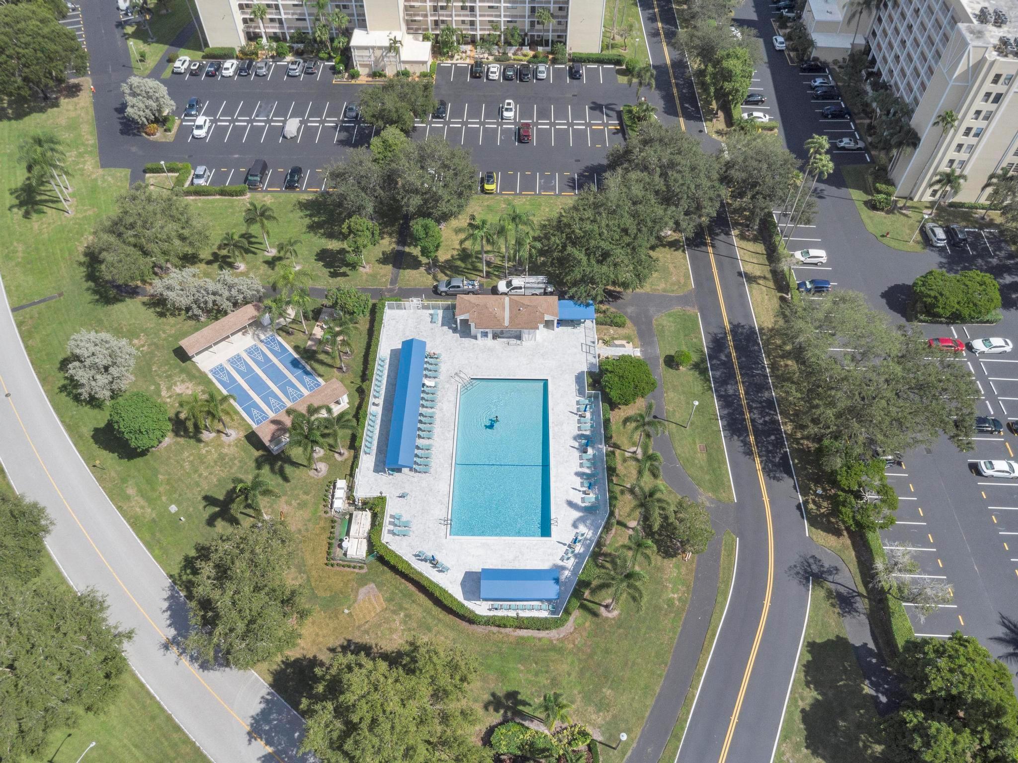 HUNTINGTON LAKES SEC FIVE - Residential