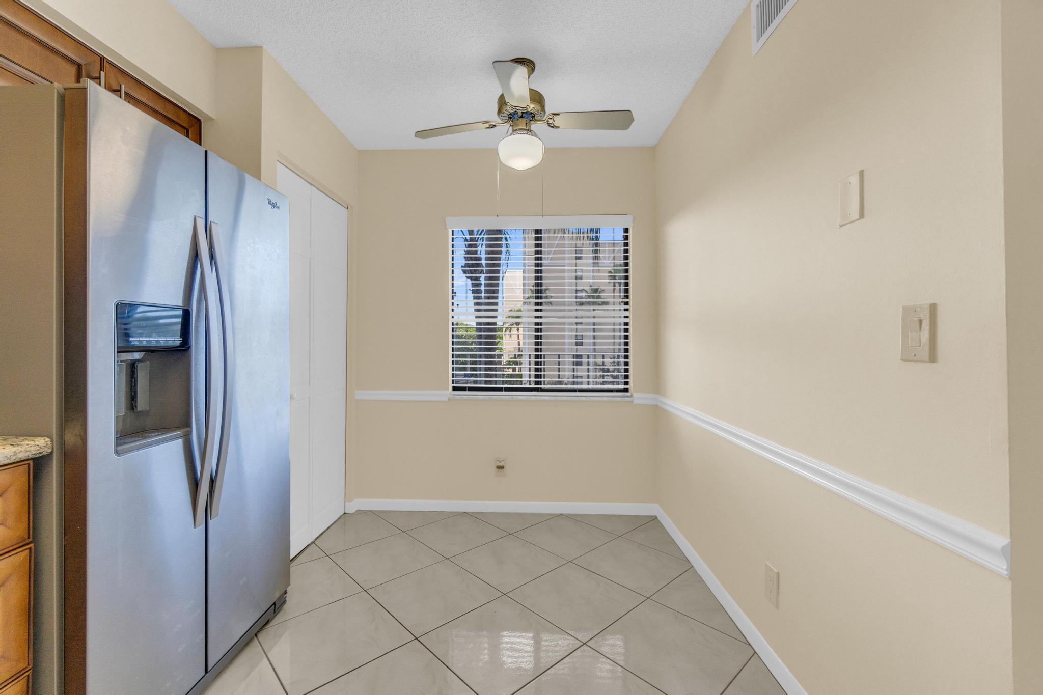 HUNTINGTON LAKES SEC FIVE - Residential