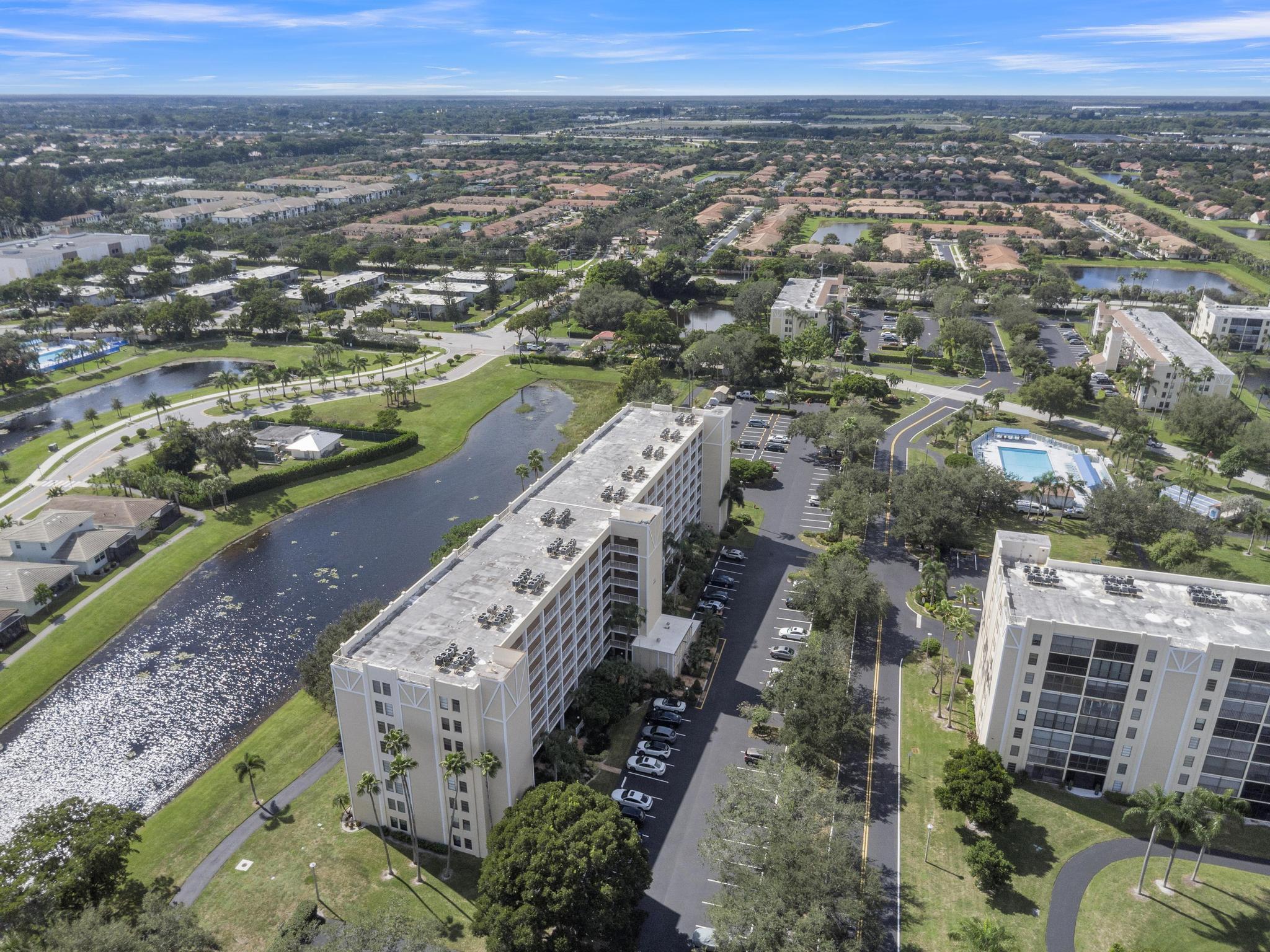 HUNTINGTON LAKES SEC FIVE - Residential