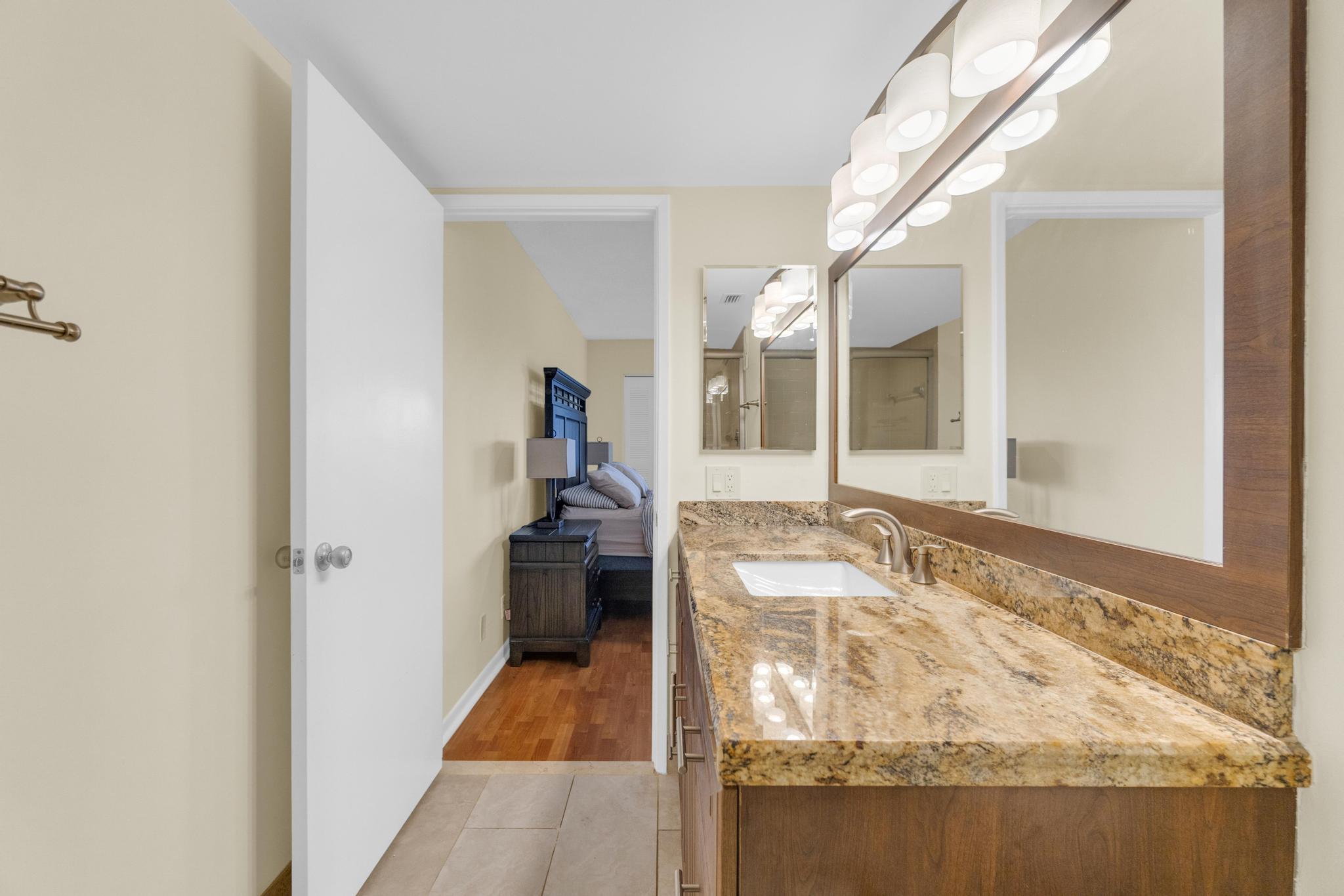 HUNTINGTON LAKES SEC FIVE - Residential