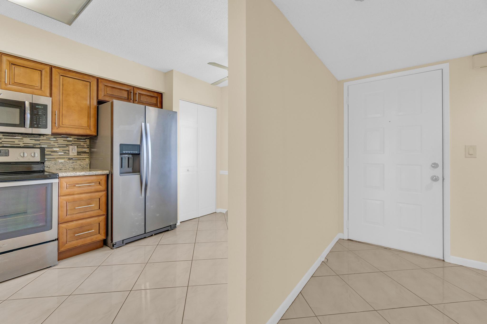 HUNTINGTON LAKES SEC FIVE - Residential