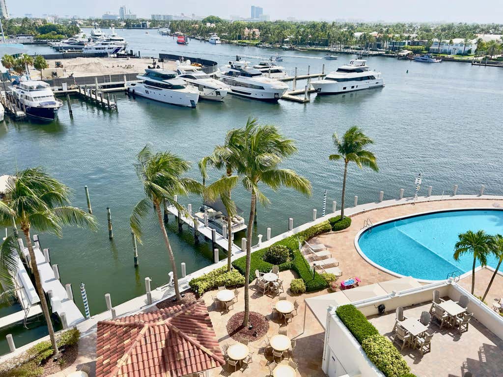 Photo of 1 Las Olas Circle #610, Fort Lauderdale, FL 33316 (MLS # B26046518)