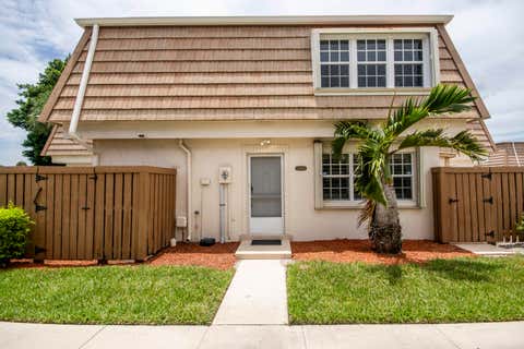 Tiny photo for 4338 Hazel Avenue #A, Palm Beach Gardens, FL 33410 (MLS # B26054407)