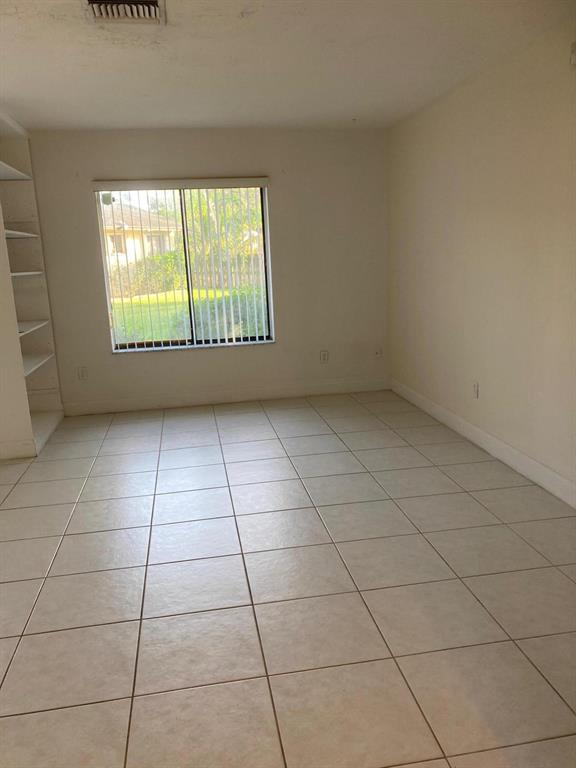 SOUTH SHORE 1 OF WELLINGTON - Residential Lease