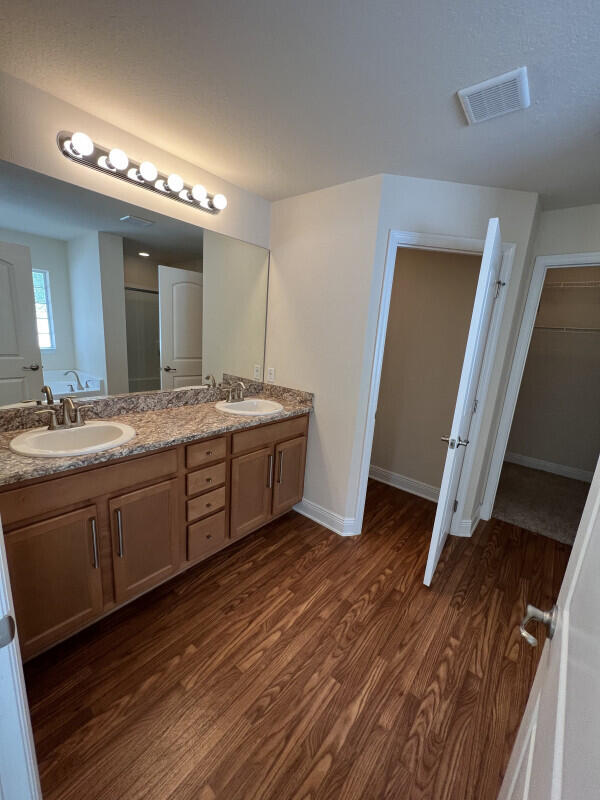 PORT ST LUCIE SECTION 20 - Residential