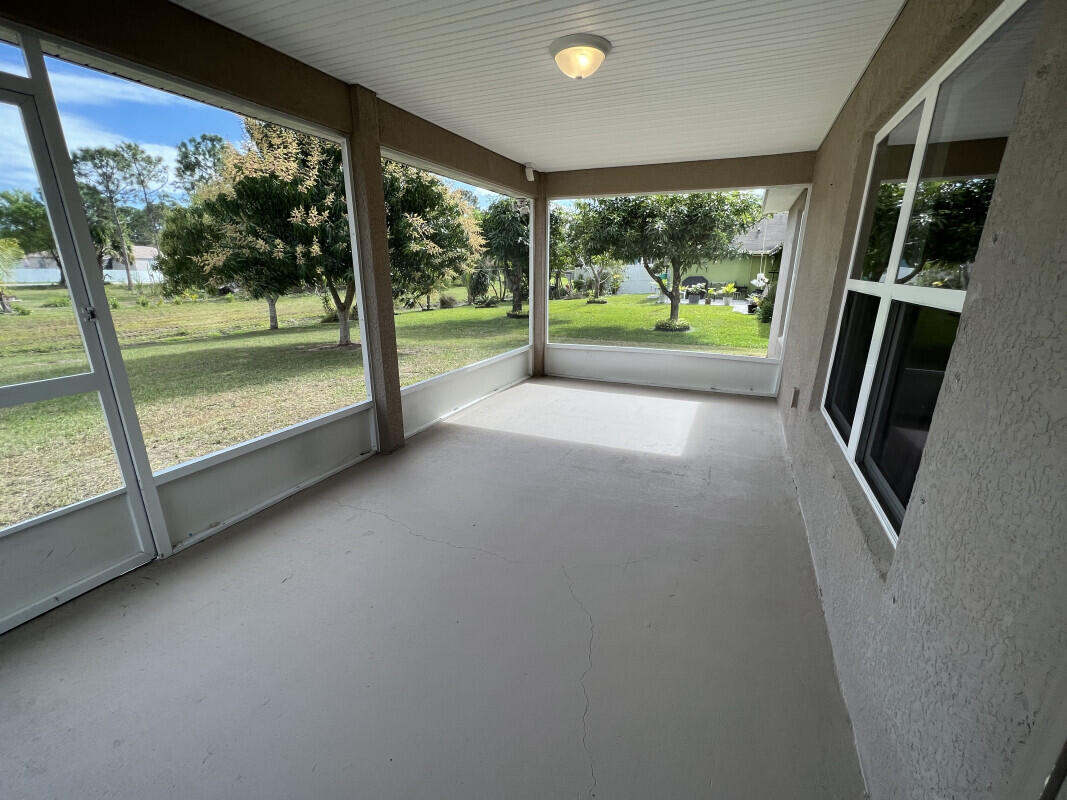 PORT ST LUCIE SECTION 20 - Residential