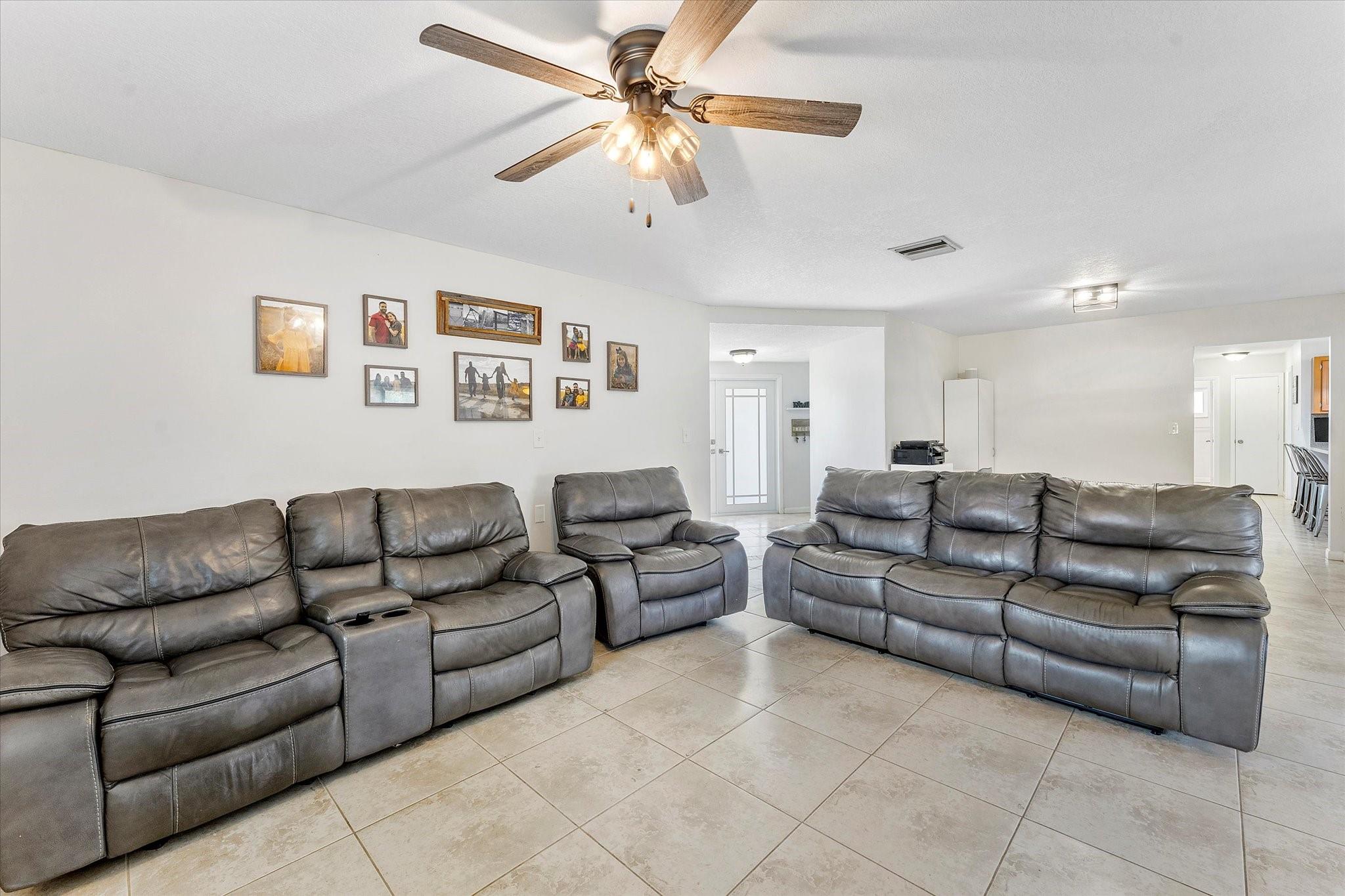 Forest Hills 72-47 B - Residential