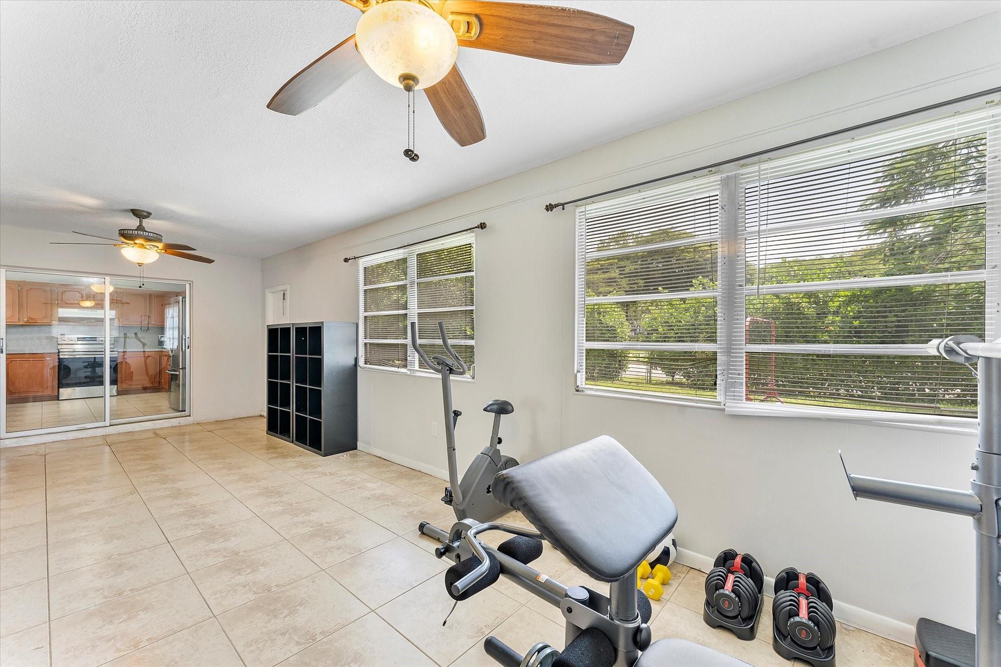Forest Hills 72-47 B - Residential