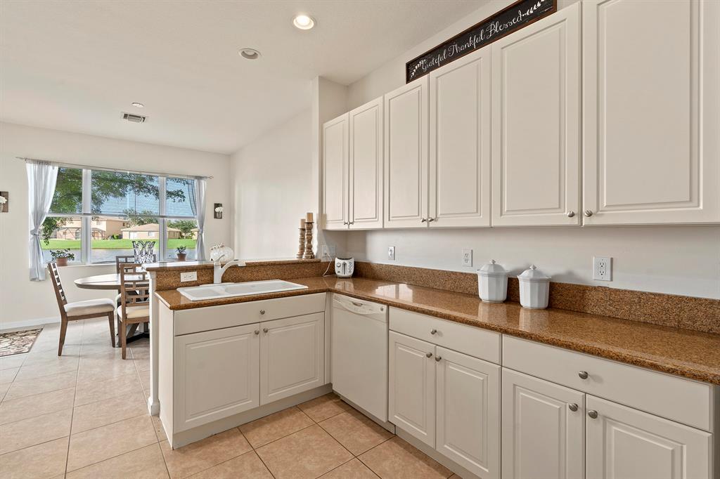 THIRD REPLAT OF PORTOFINO ISLES - Residential