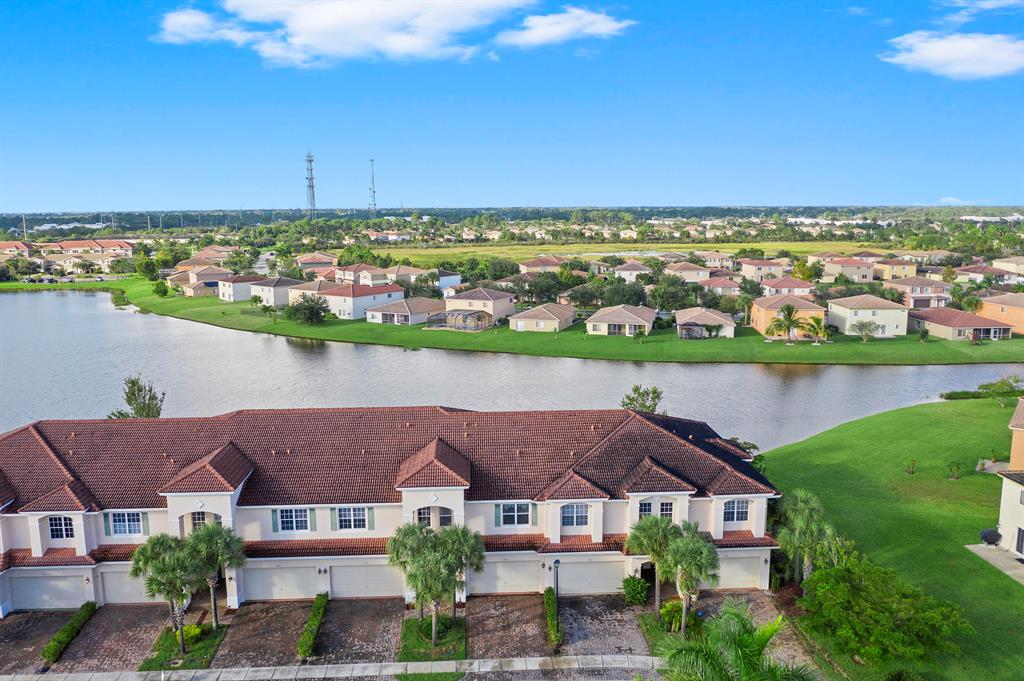 THIRD REPLAT OF PORTOFINO ISLES - Residential