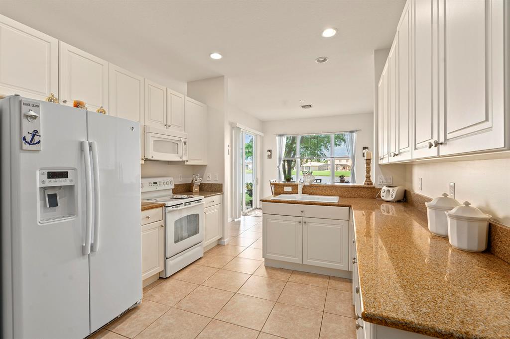 THIRD REPLAT OF PORTOFINO ISLES - Residential