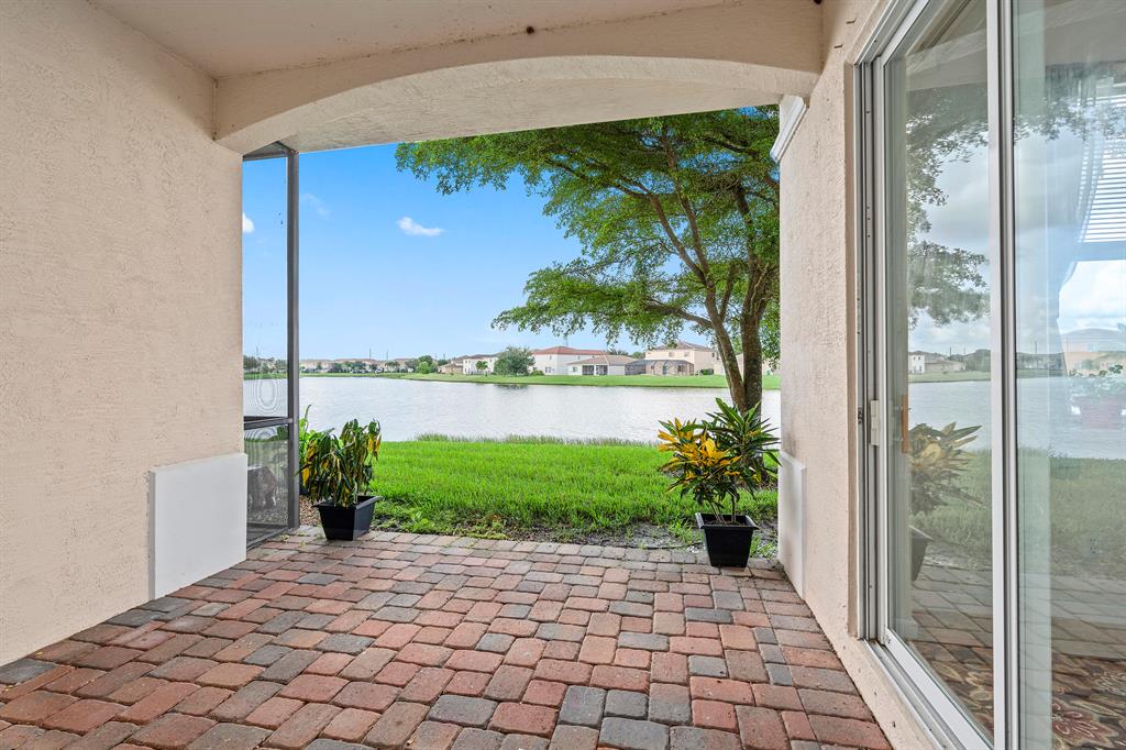 THIRD REPLAT OF PORTOFINO ISLES - Residential