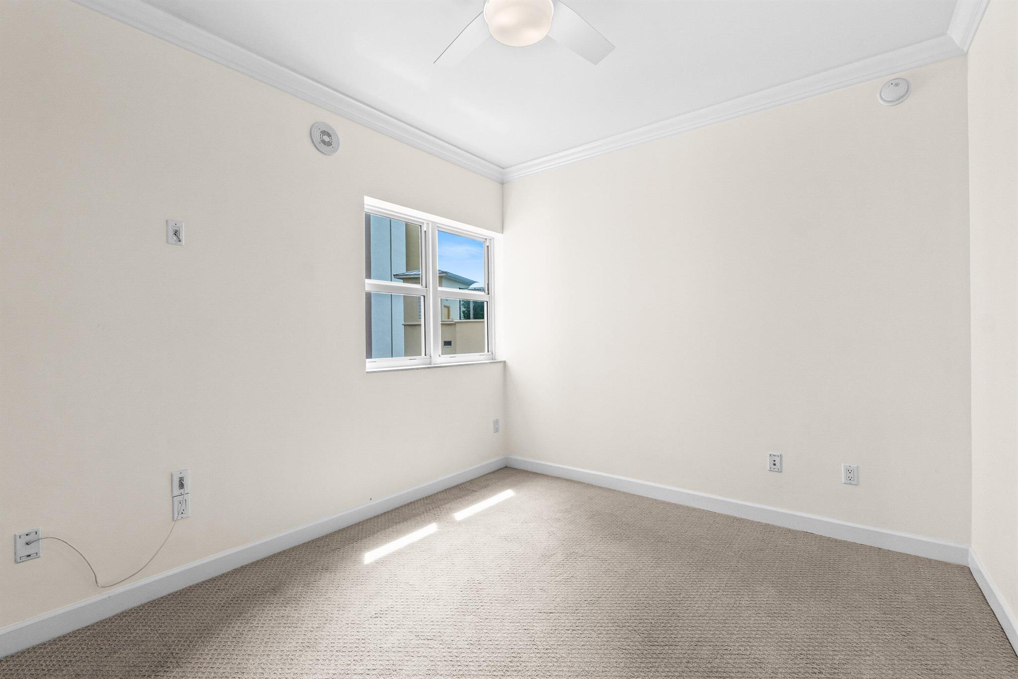 MARINA GRANDE RIVIERA BEA - Residential