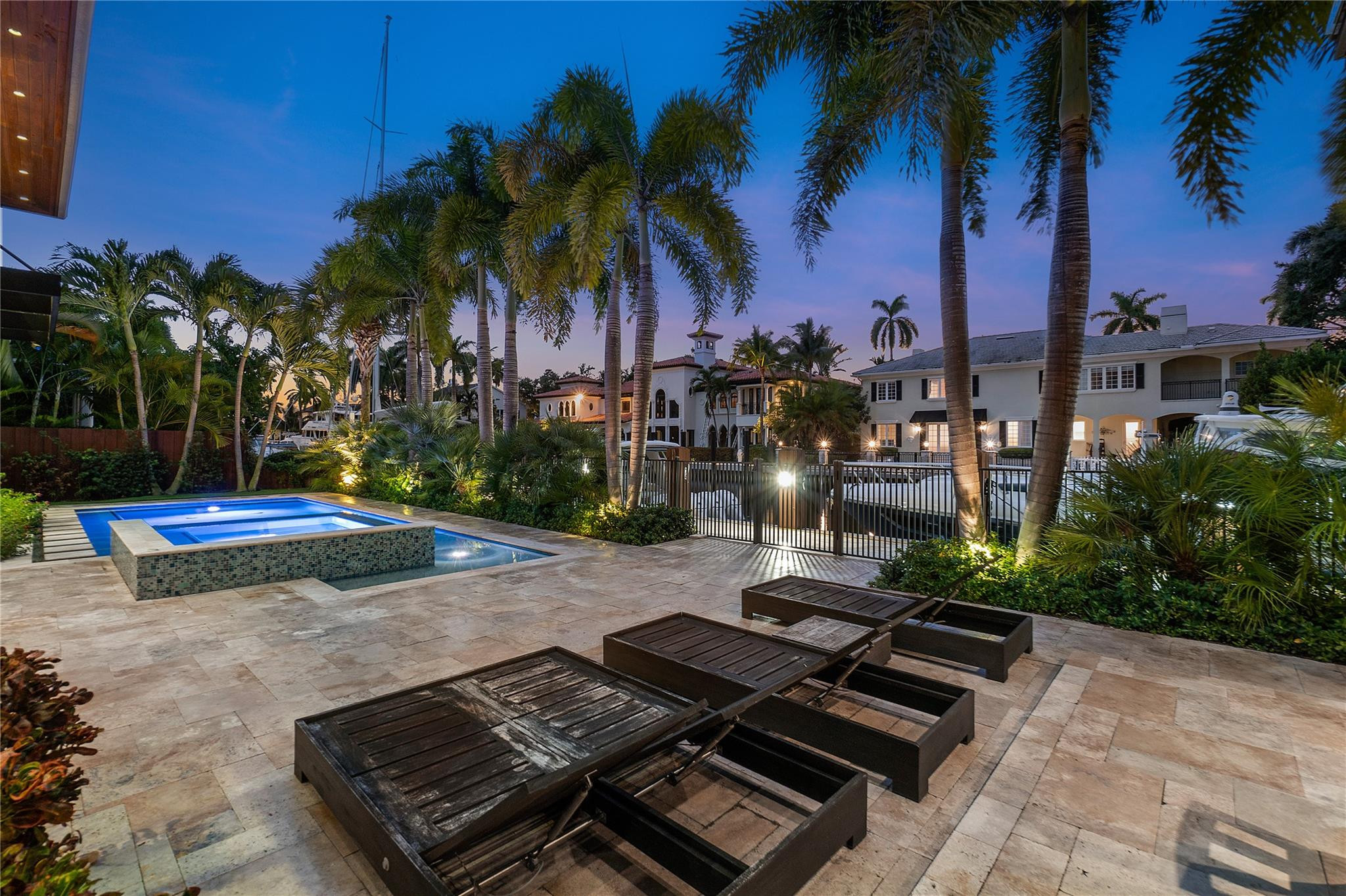 Stilwell Isles 15-26 B - Residential