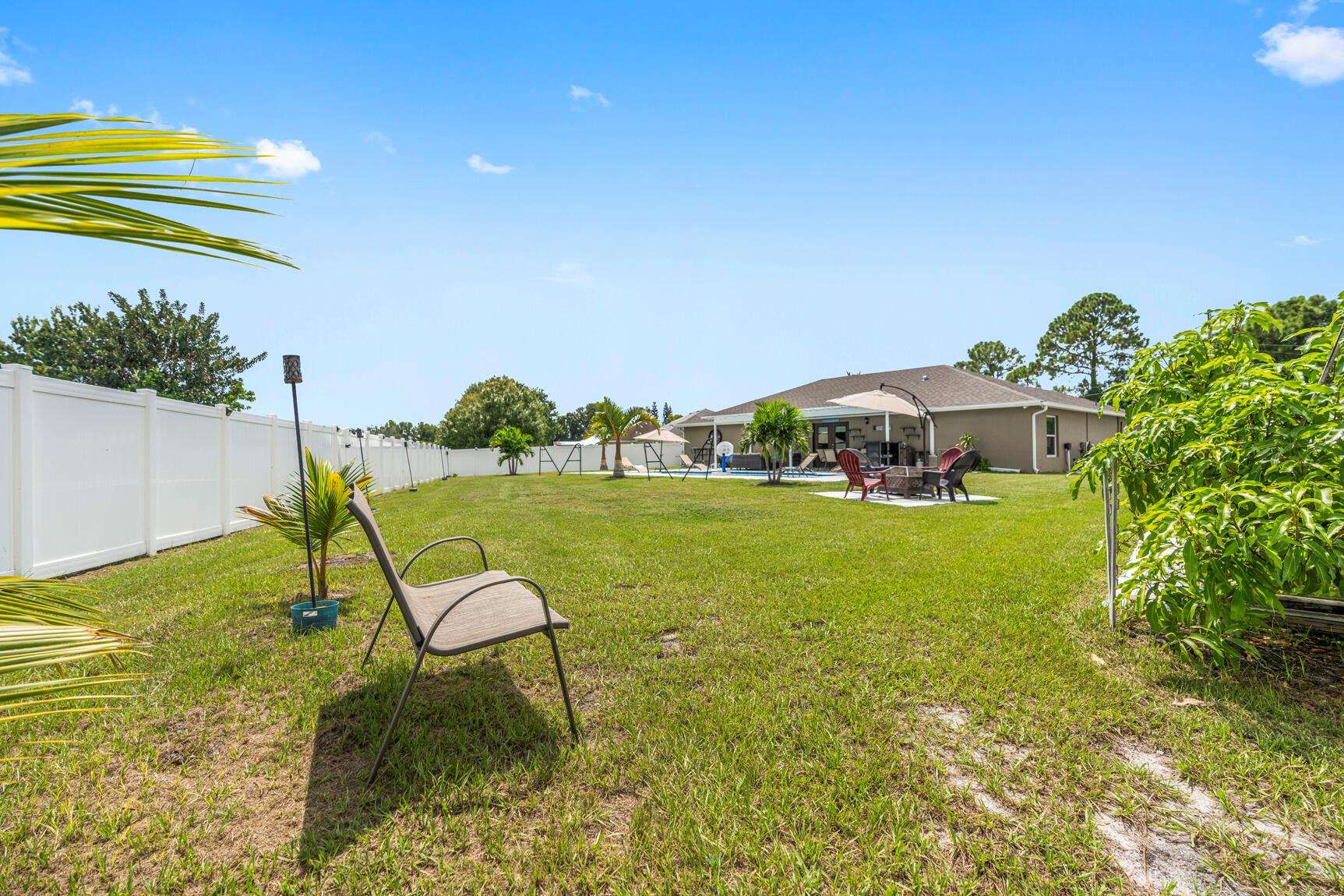 PORT ST LUCIE SECTION 33 - Residential