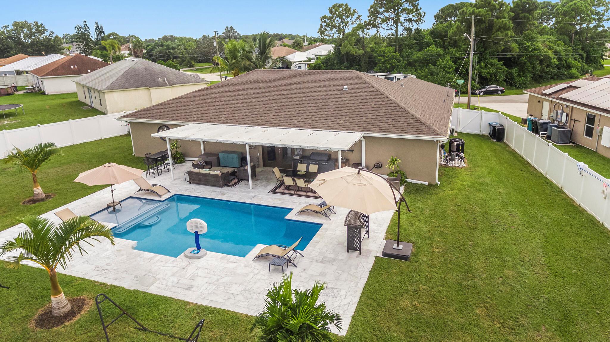 PORT ST LUCIE SECTION 33 - Residential